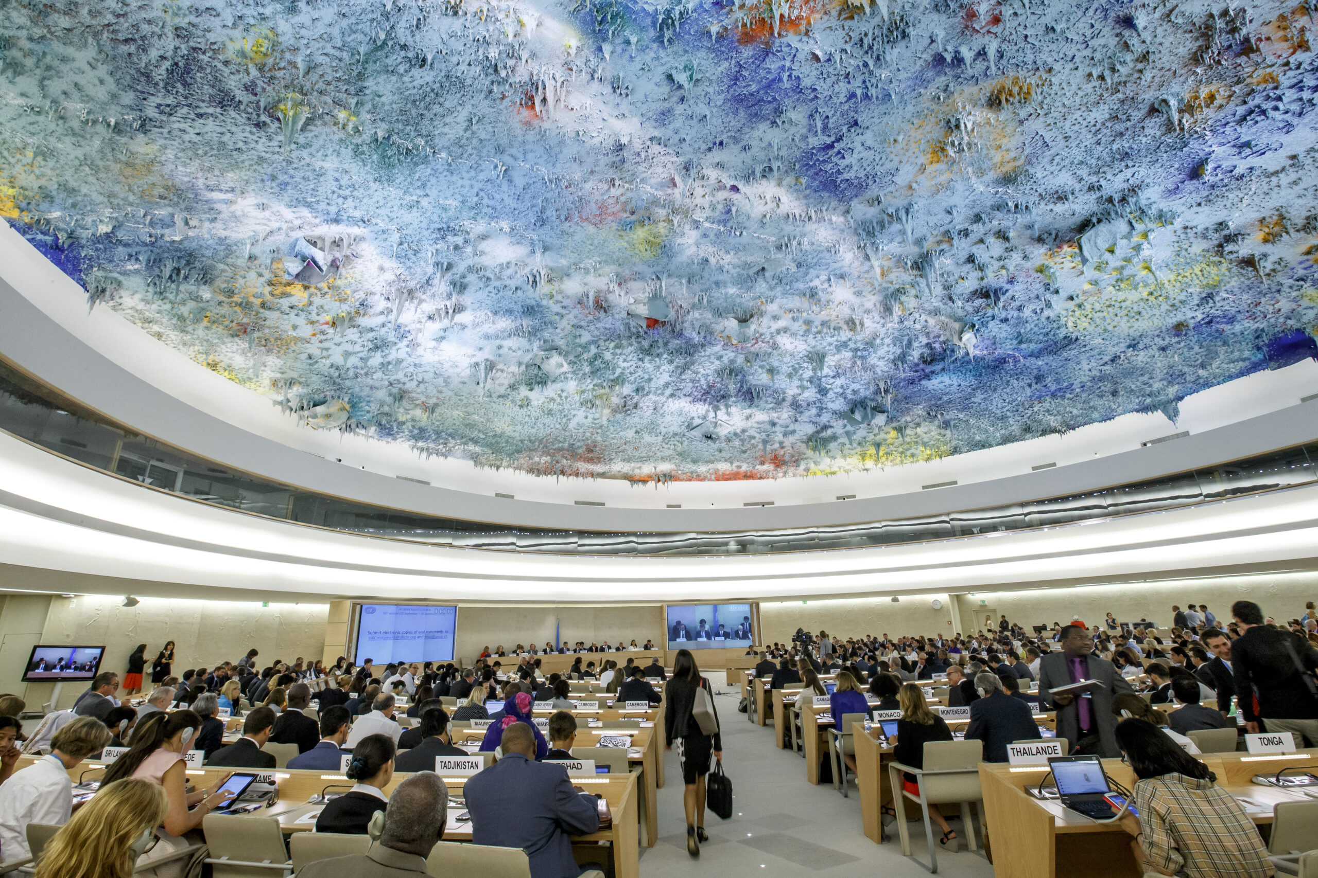 U.N. rushes to ratify Paris climate deal ahead of court date