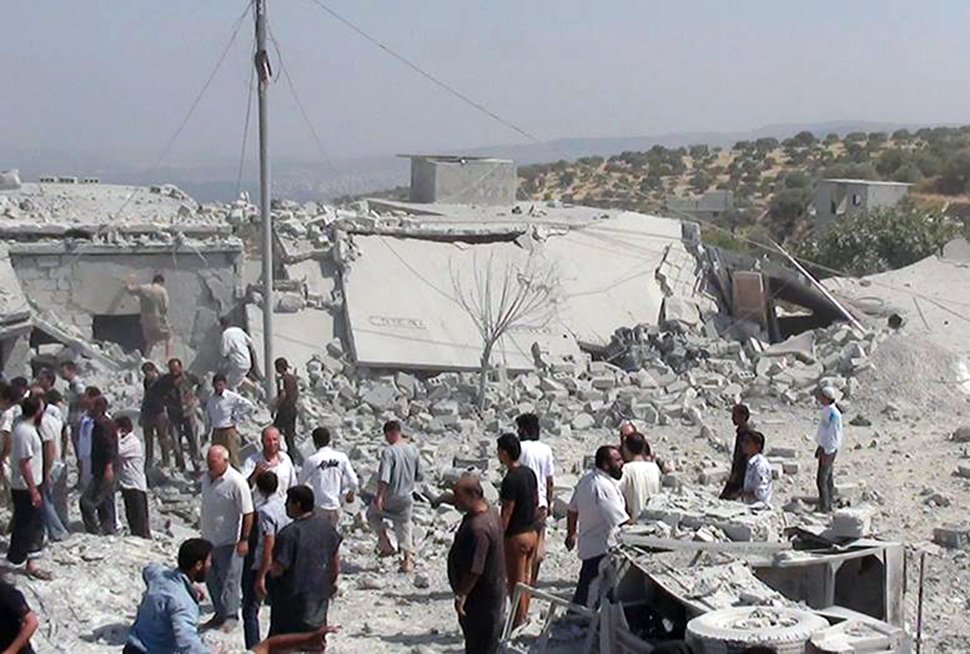 Syrians steel themselves for US strike