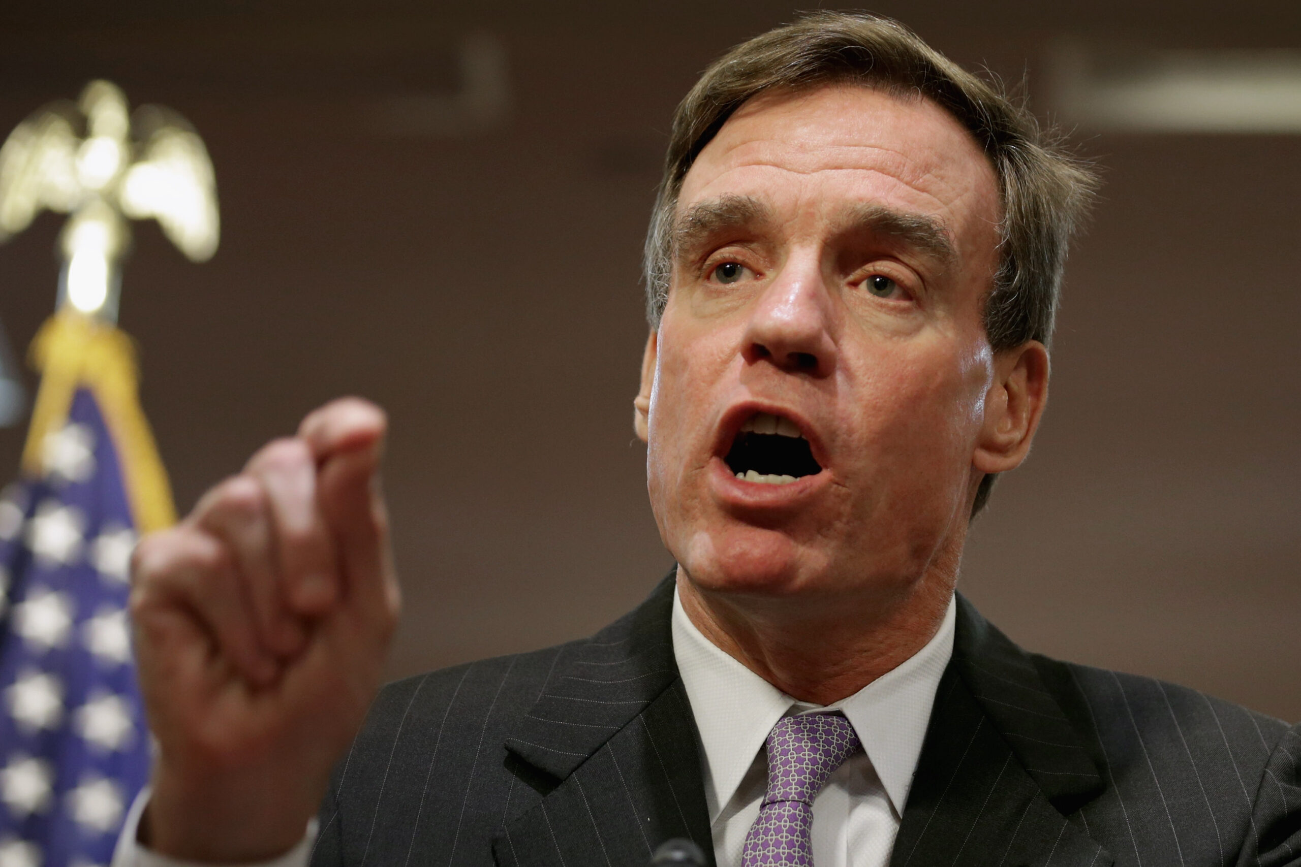 Lawmakers warn of ‘business as usual’ with Fannie, Freddie bonuses