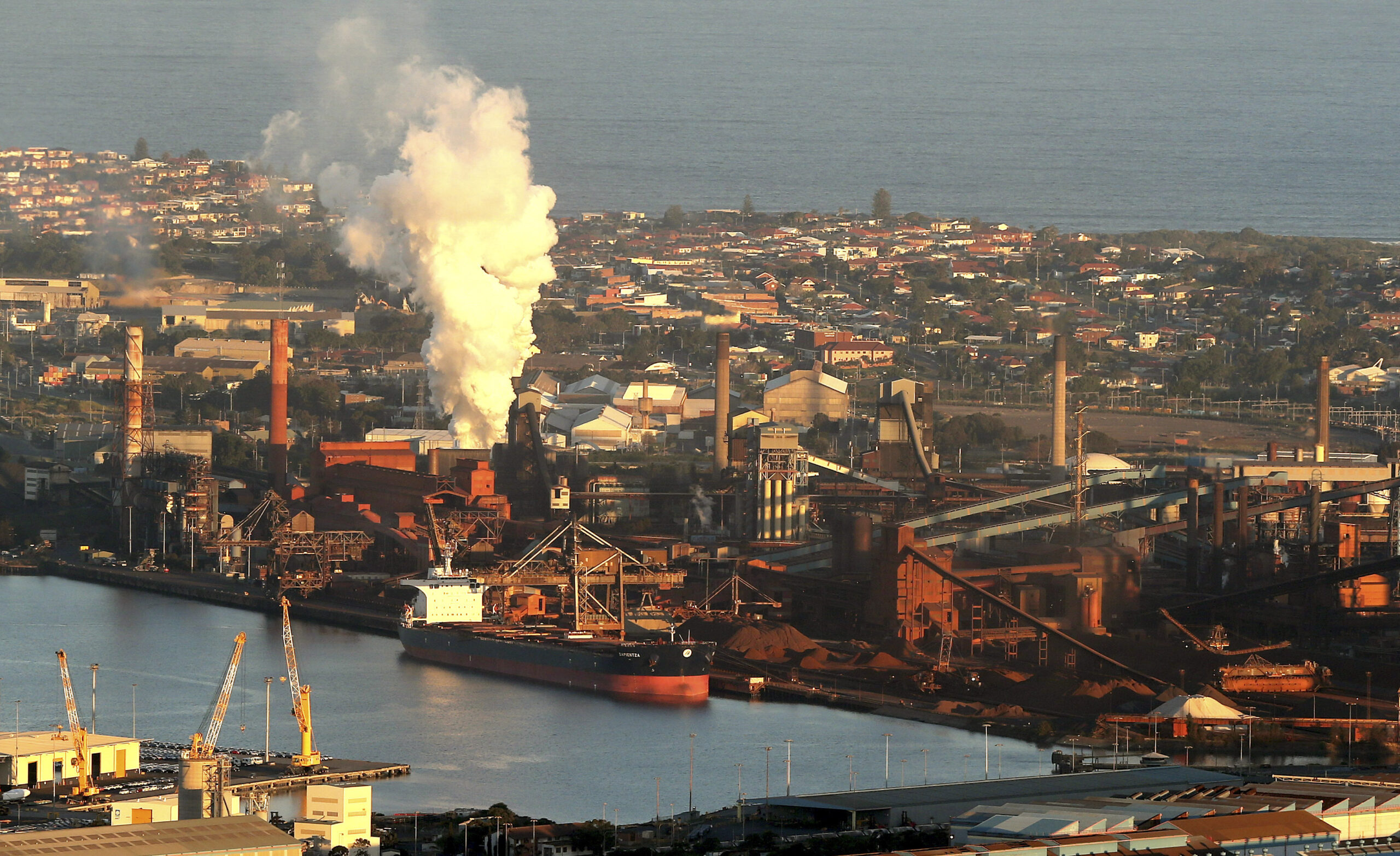 Australia repeals maligned 2-year-old carbon tax