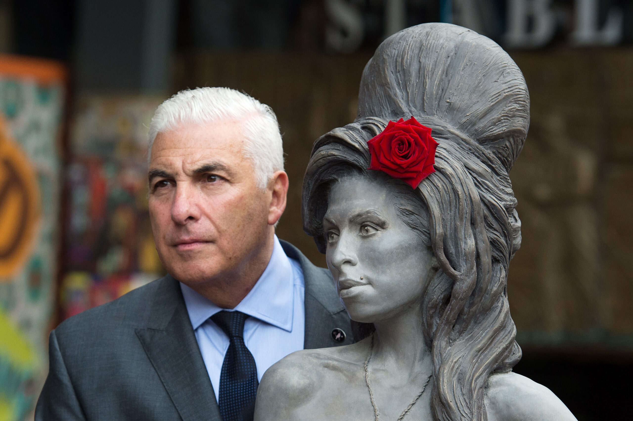 Statue of singer Amy Winehouse unveiled in London