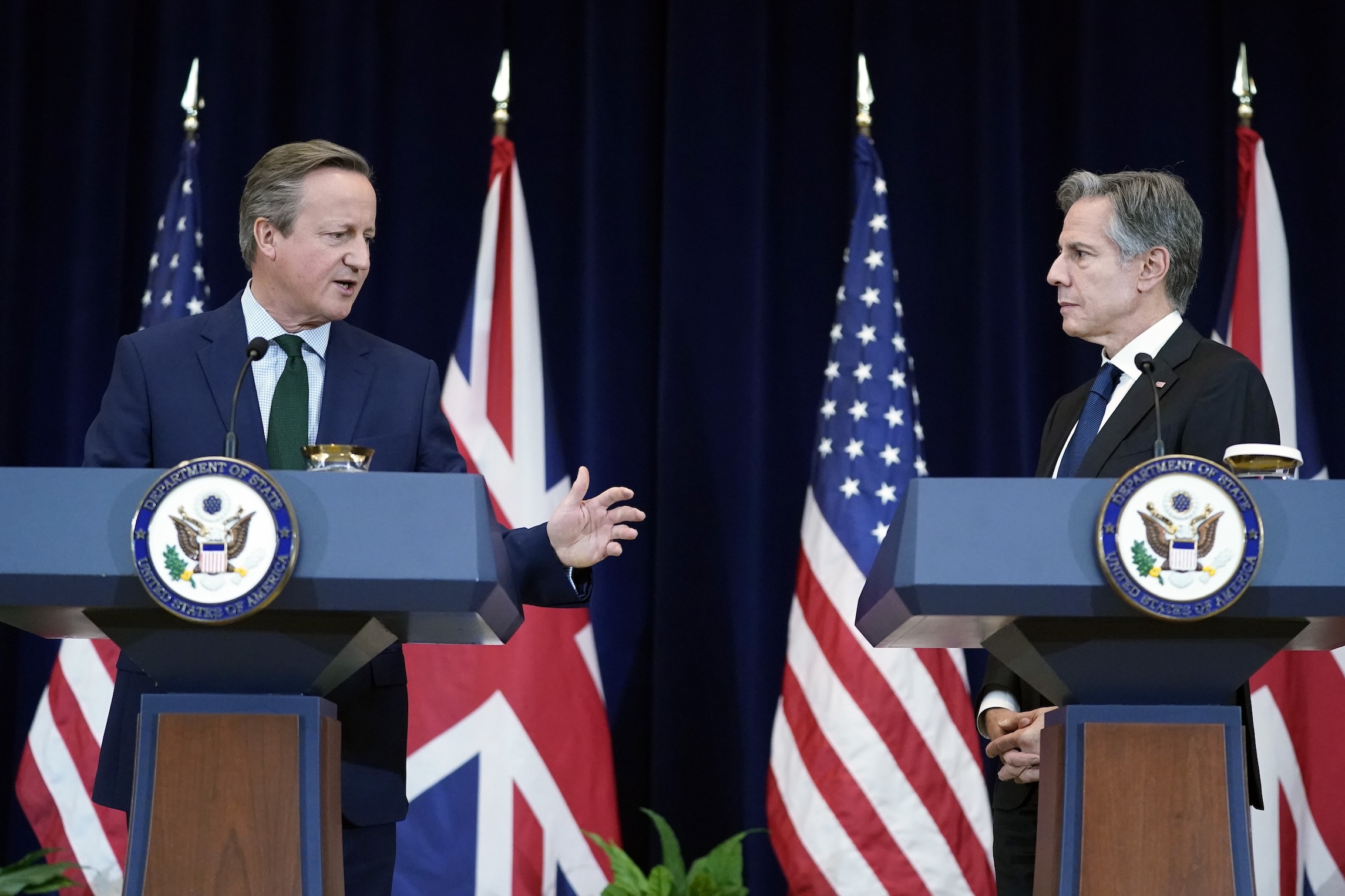 Blast from the past: David Cameron warns US against Munich-style appeasement of Putin