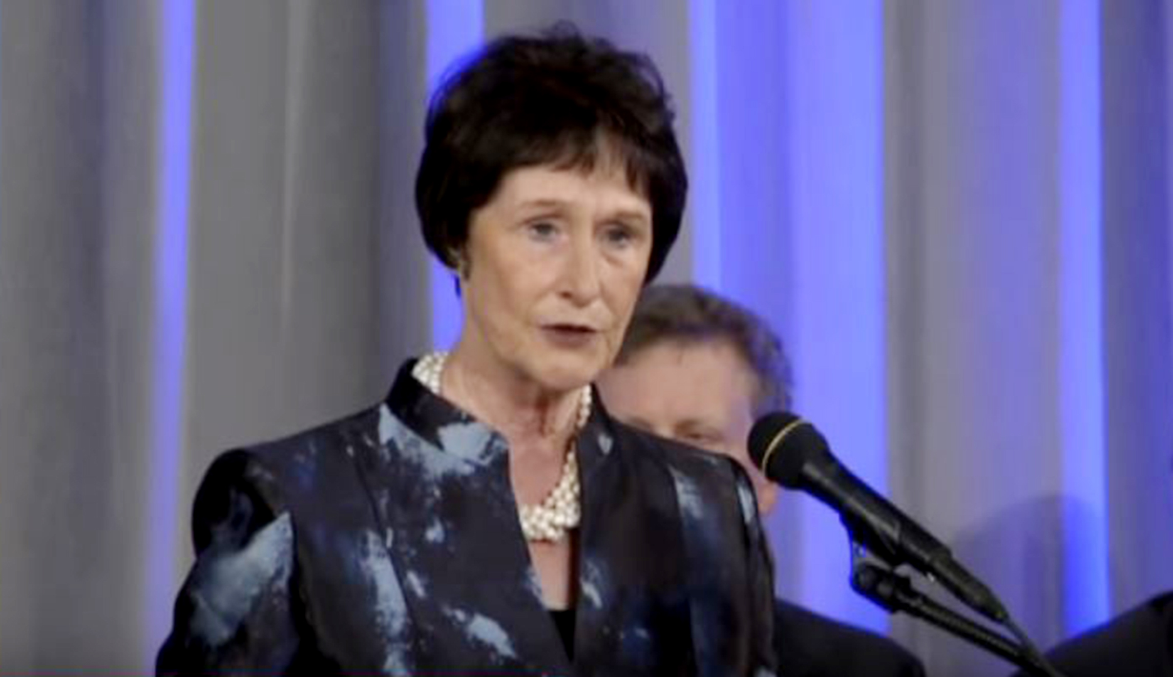 DC suburb calls illegal immigrants ‘contributing members,’ will help fight deportation
