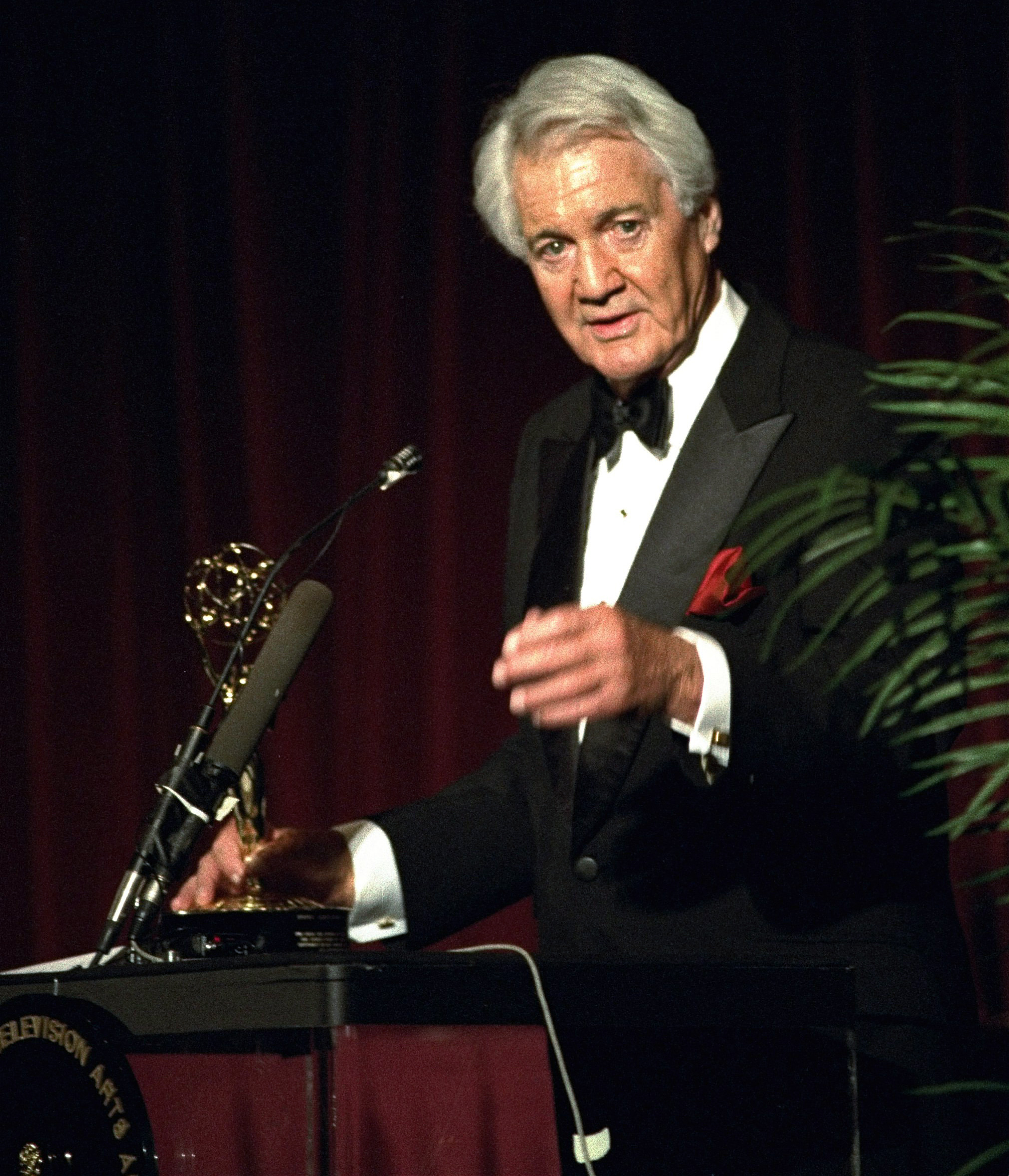 Super voice gone: Pat Summerall dead at 82
