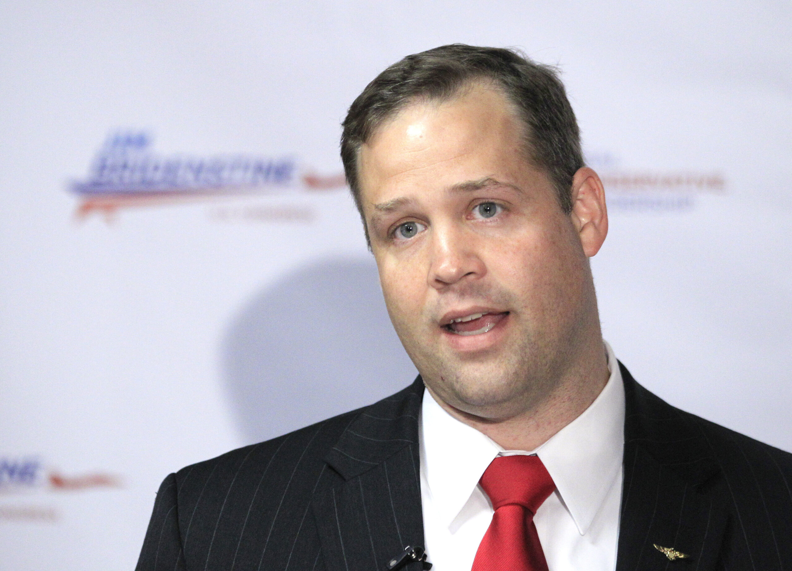 Rep. Jim Bridenstine urges media to ignore HHS coverage guidelines for illegal immigrants
