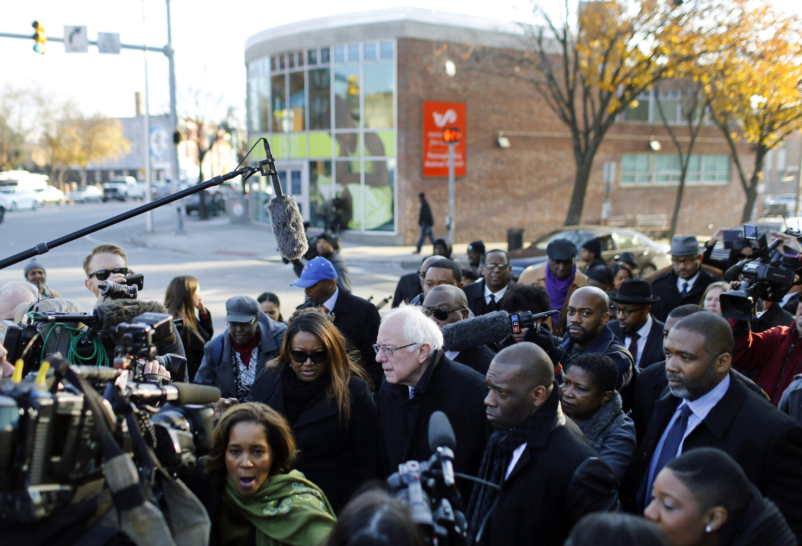 Middle ‘CRASH’: Pew says middle class ‘losing ground, falling behind financially’