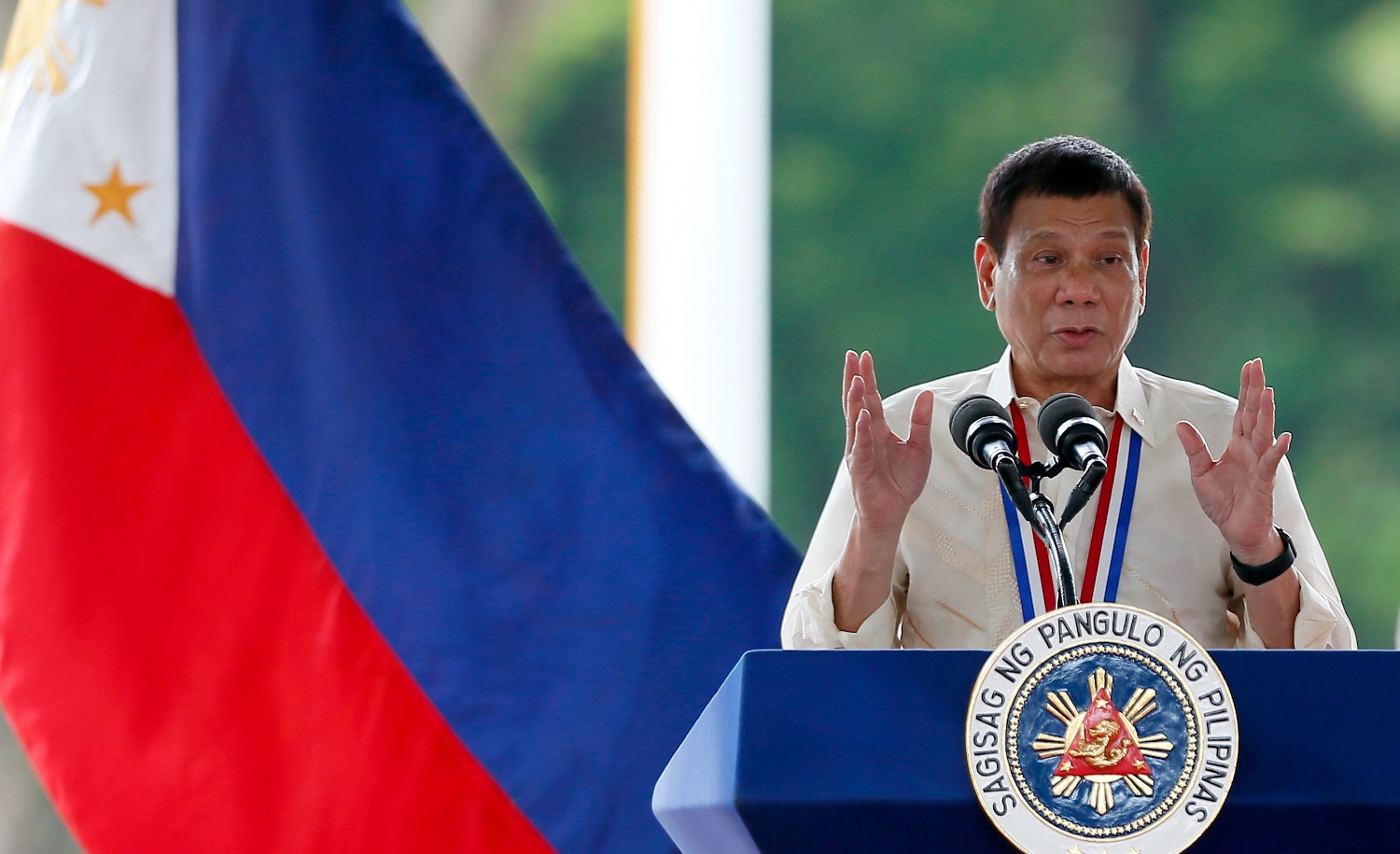 Obama won’t ‘pull punches’ on human rights in Philippines