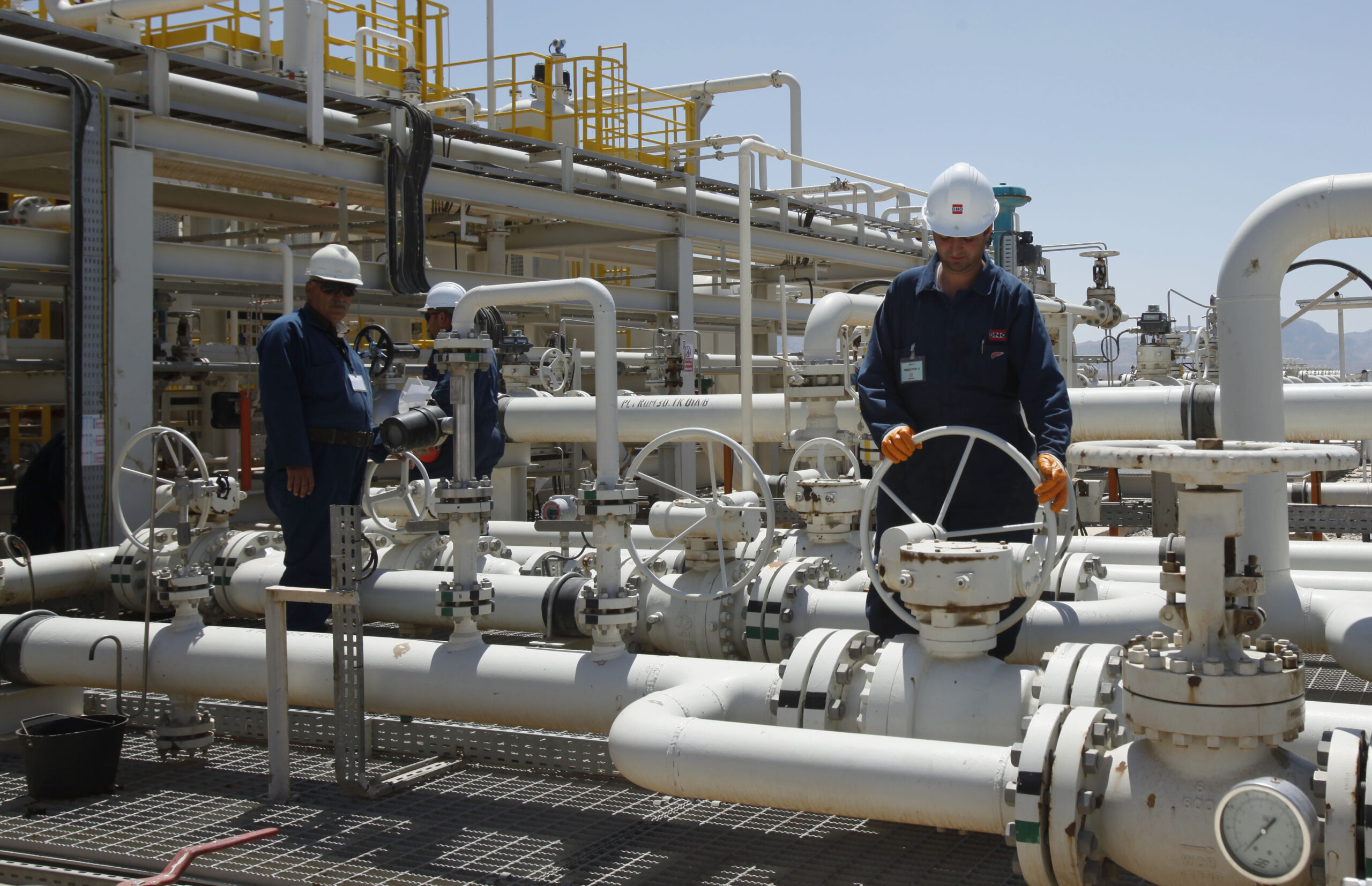 Iraqi Kurds’ oil sale widens split with Baghdad