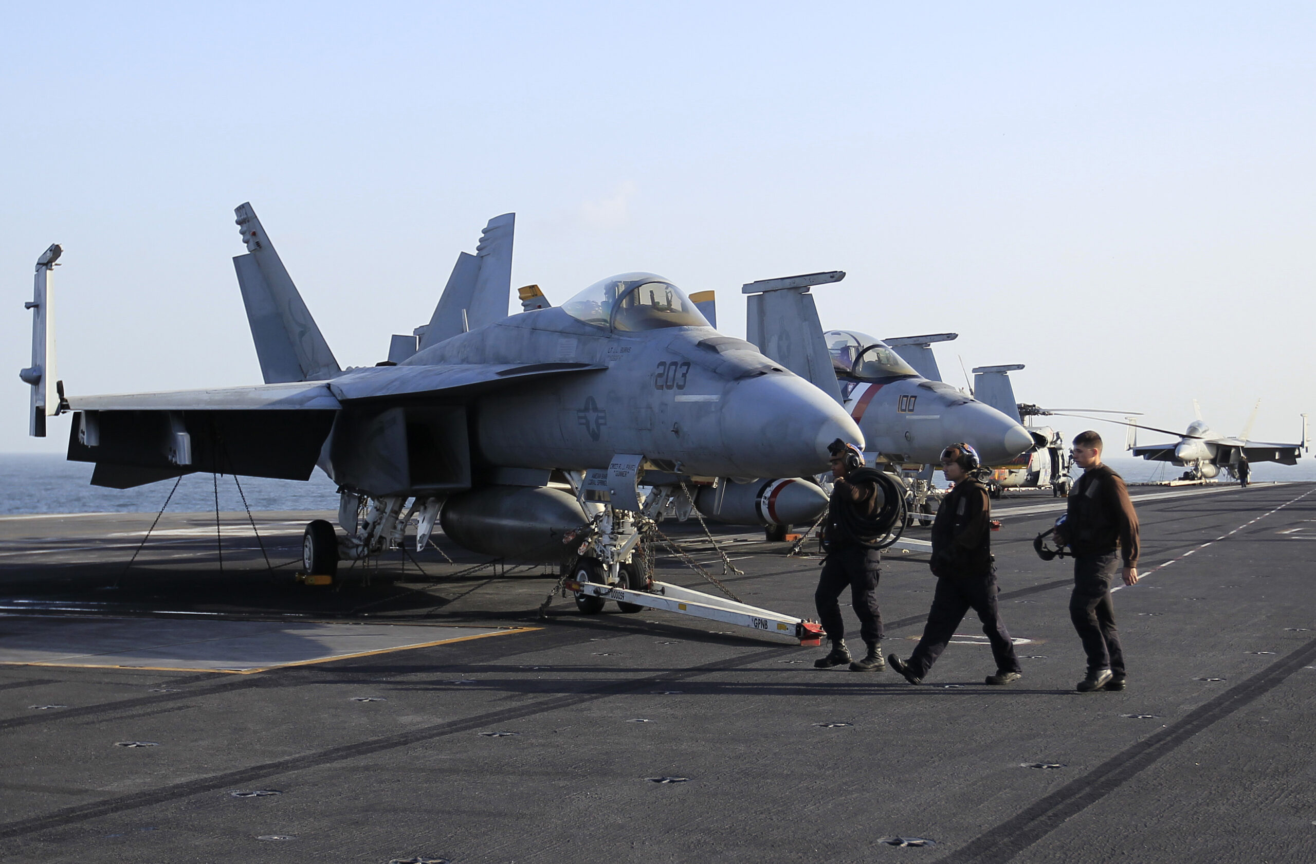 Despite sequester, DOD signs contract for $59/gallon green jet fuel
