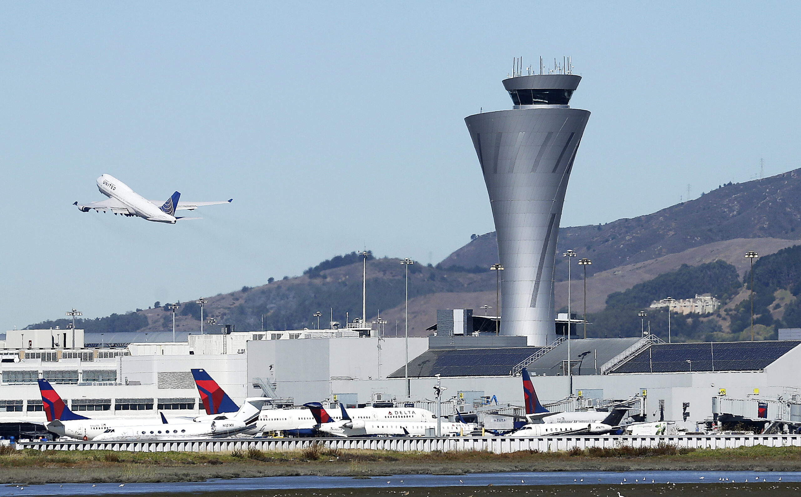 Bill Shuster’s retirement won’t crash air traffic control reform