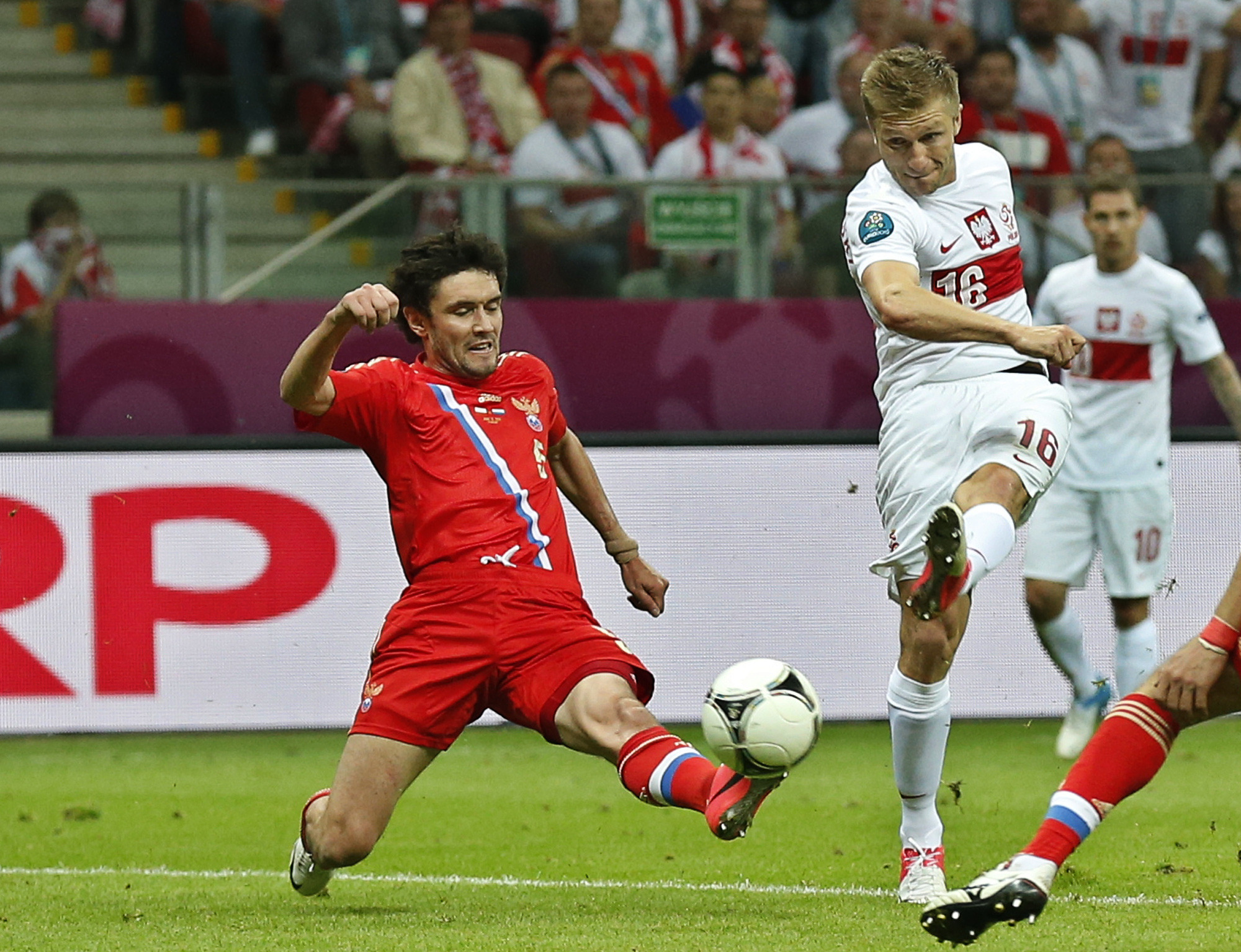 EURO 2012 LIVE: Poland vs. Russia