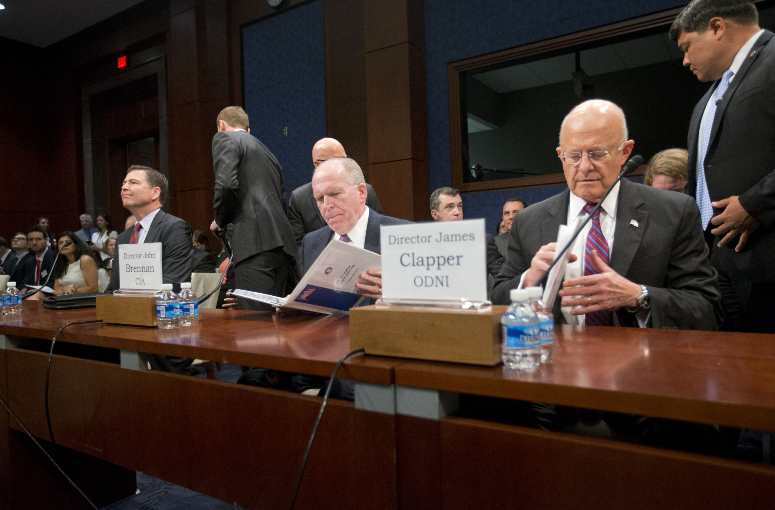 No bombshells in new batch of WikiLeaks emails