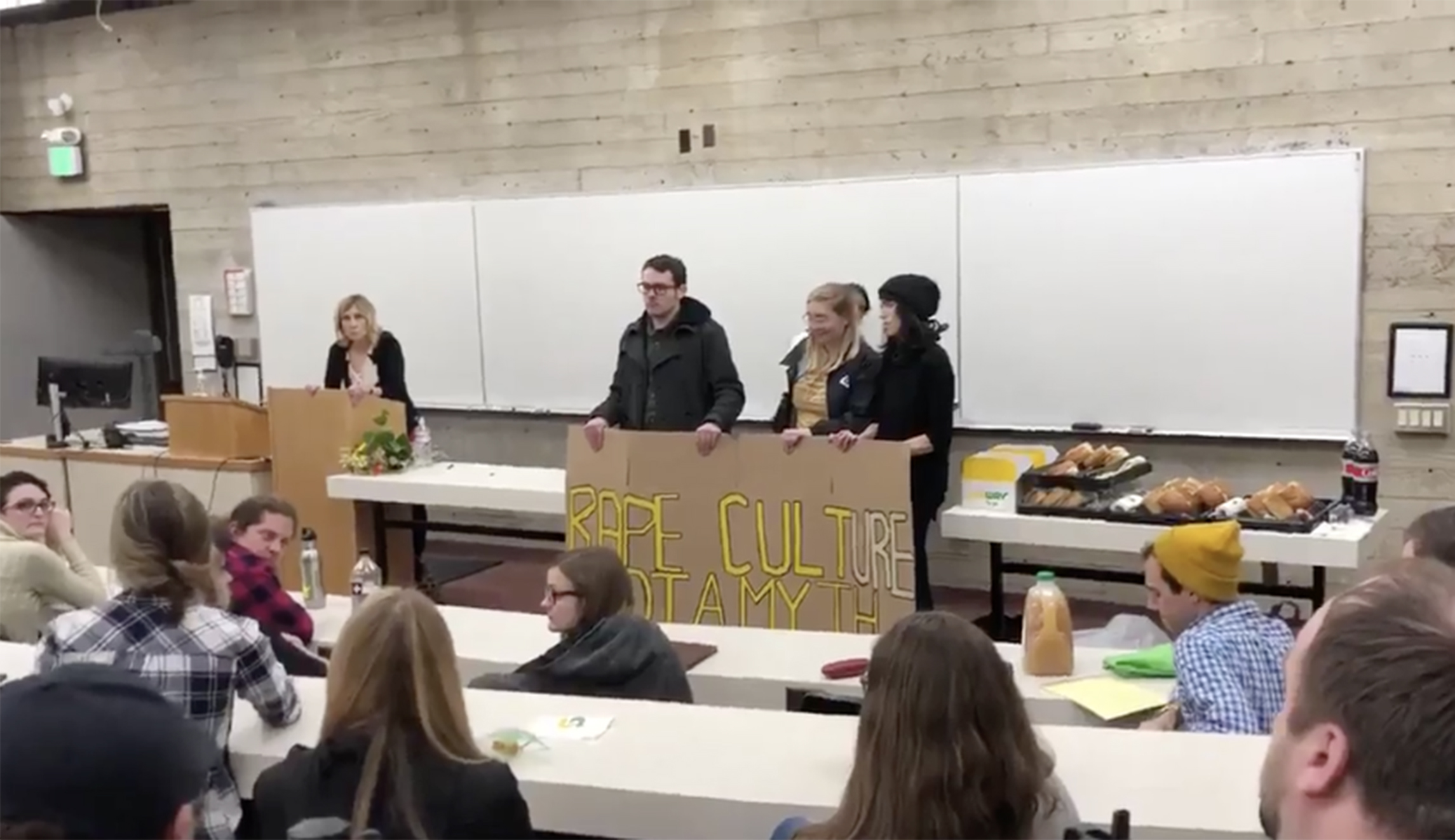 Mob-like law students call Christina Hoff Sommers a fascist, shout her down