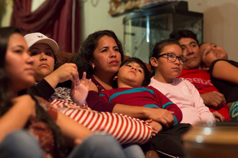 Flake Offers DACA Compromise, Pledges to Push for a Vote