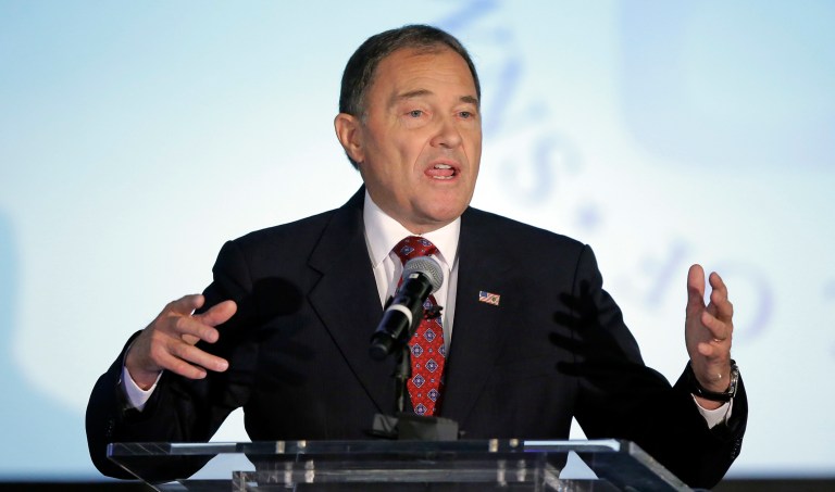 Gary Herbert is the first GOP governor to rescind his endorsement of Donald Trump. (AP Photo/Rick Bowmer)