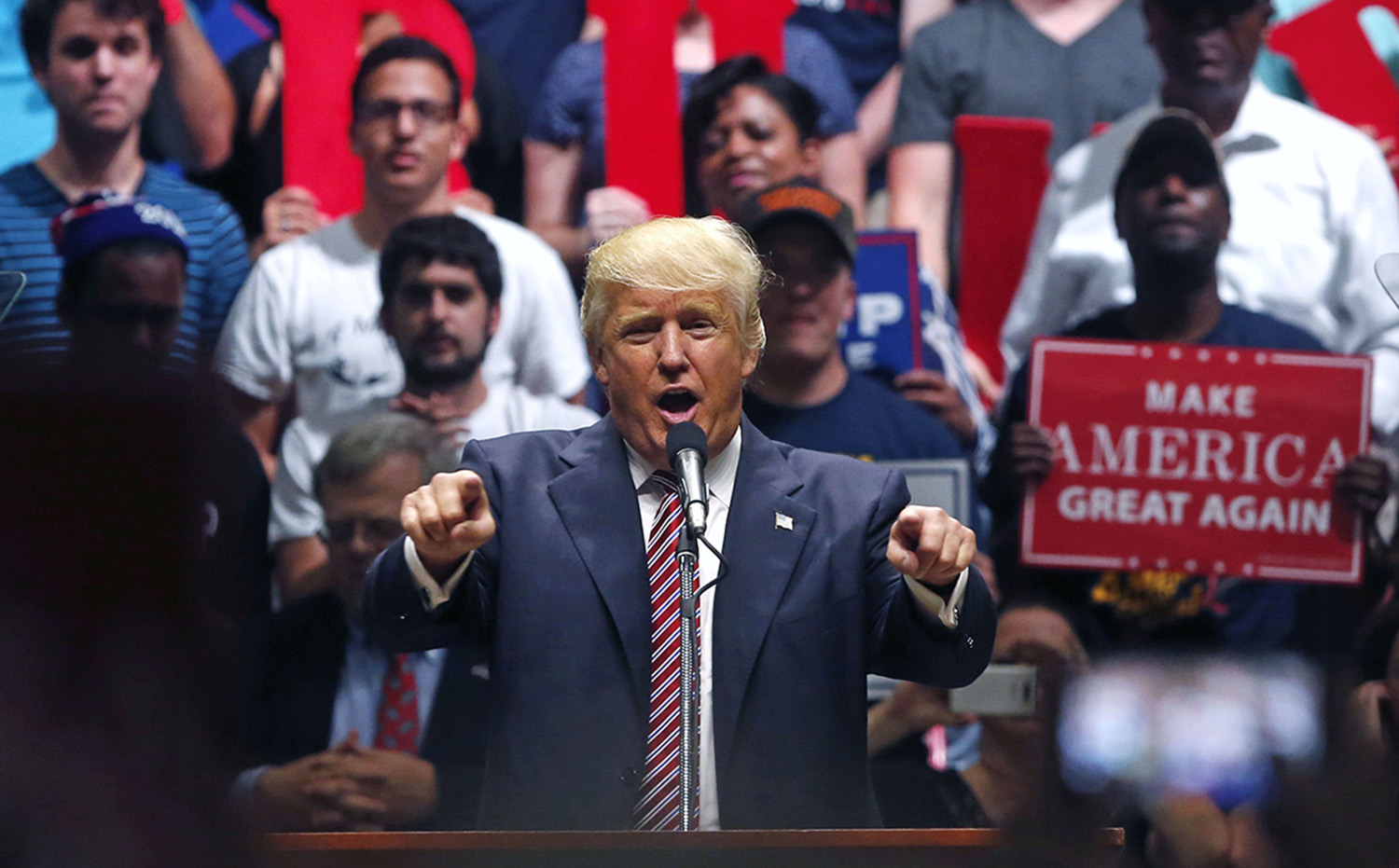 Trump promises to end ‘era of division’