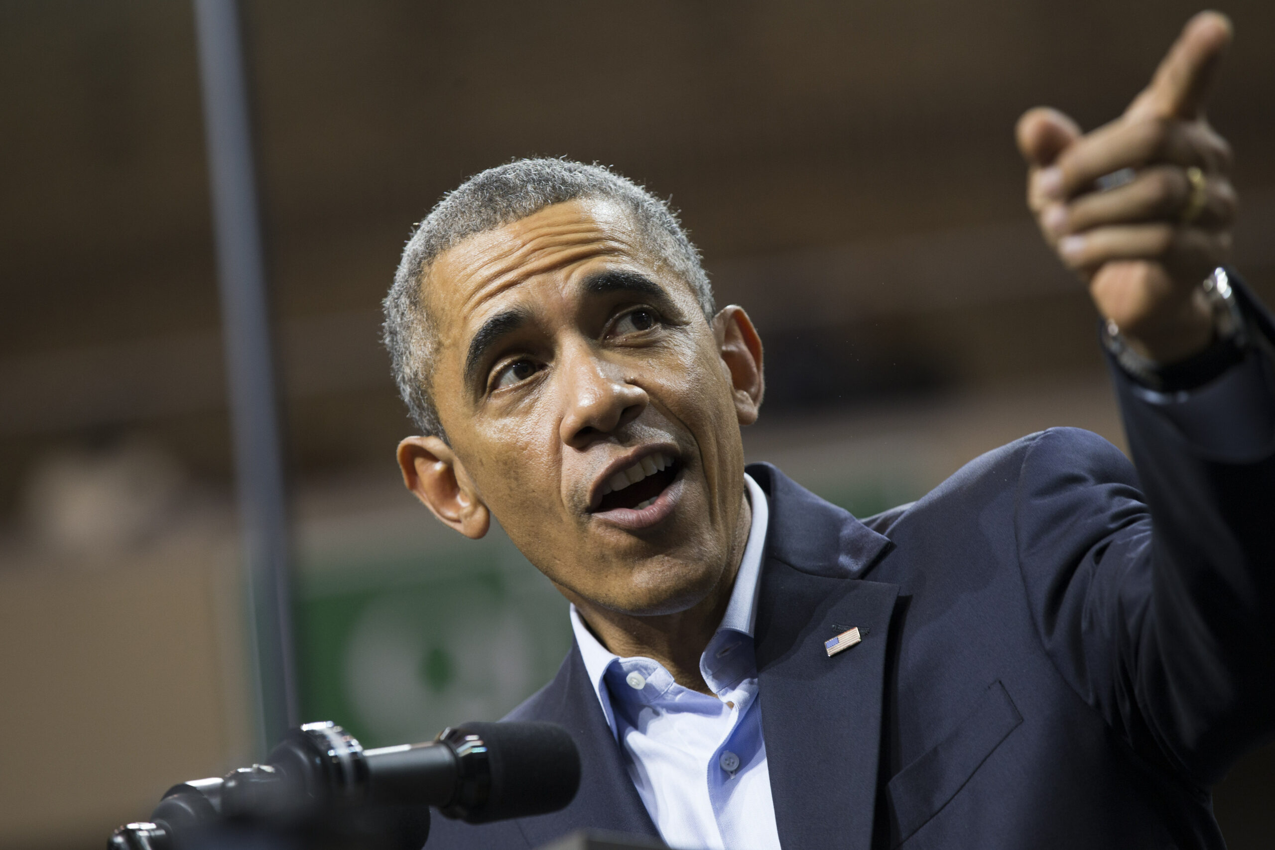 WATCH: Obama holds Chicago rally for Democrats
