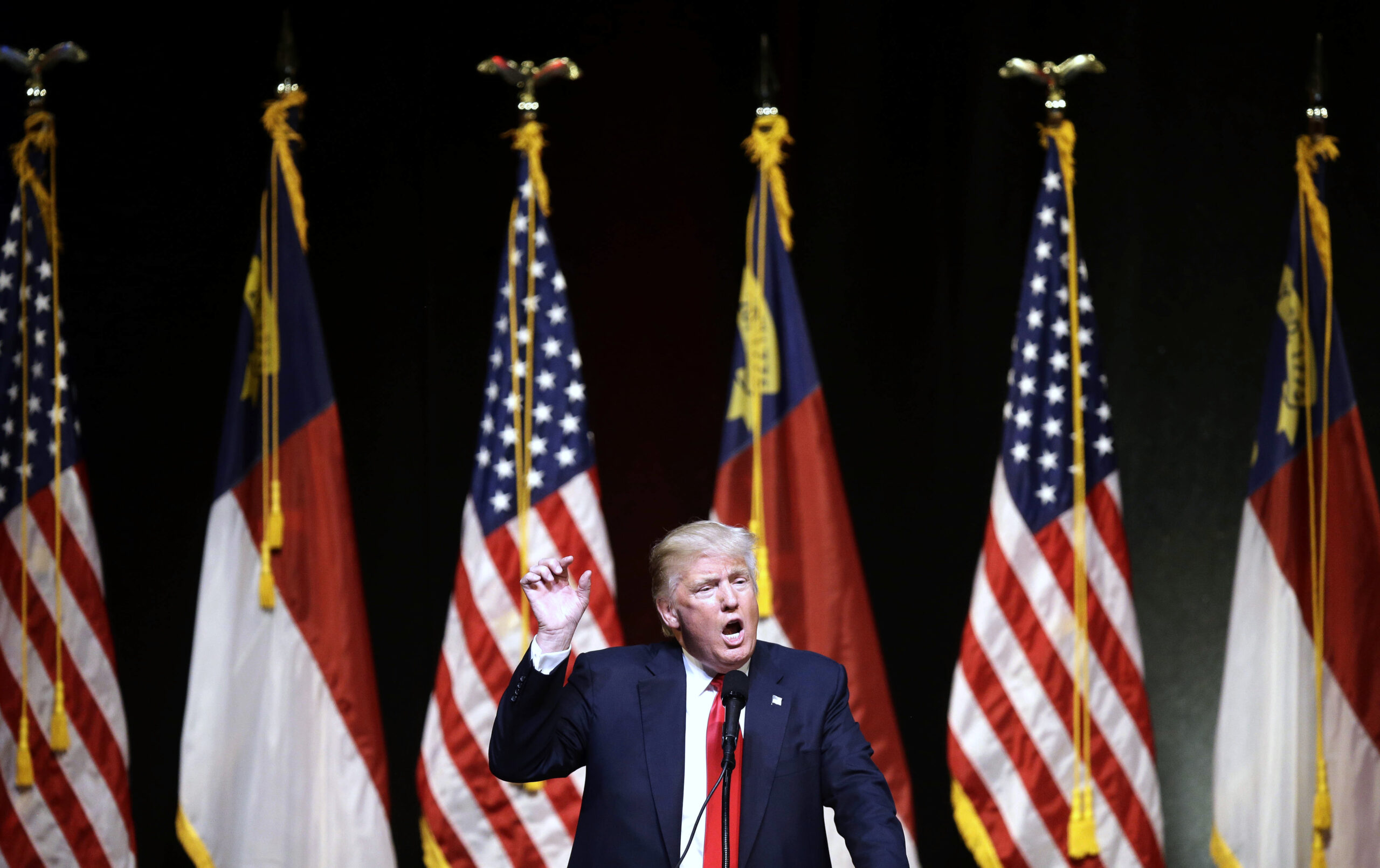 Trump unloads on Obama, Clinton after FBI decision