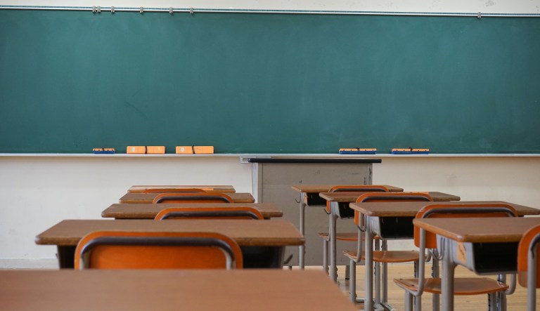 Picture of an empty classroom.