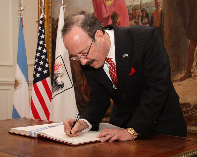 House Democrats Still Undecided about Own Iran-Russia Sanctions Bill, Top Lawmaker Says