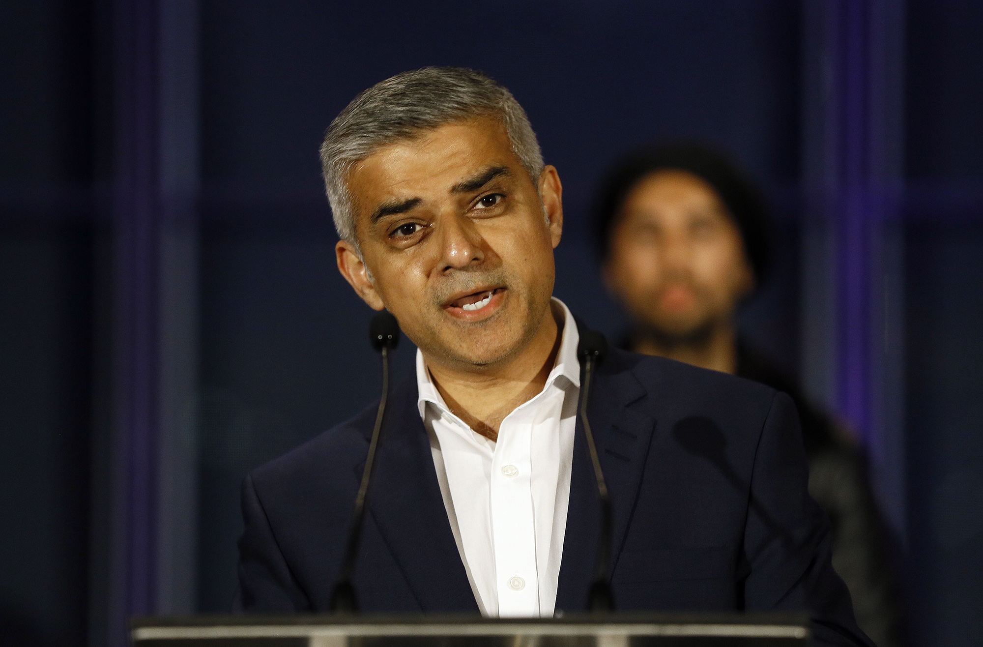 London mayor zings Trump: ‘I’m wishing the other woman wins’