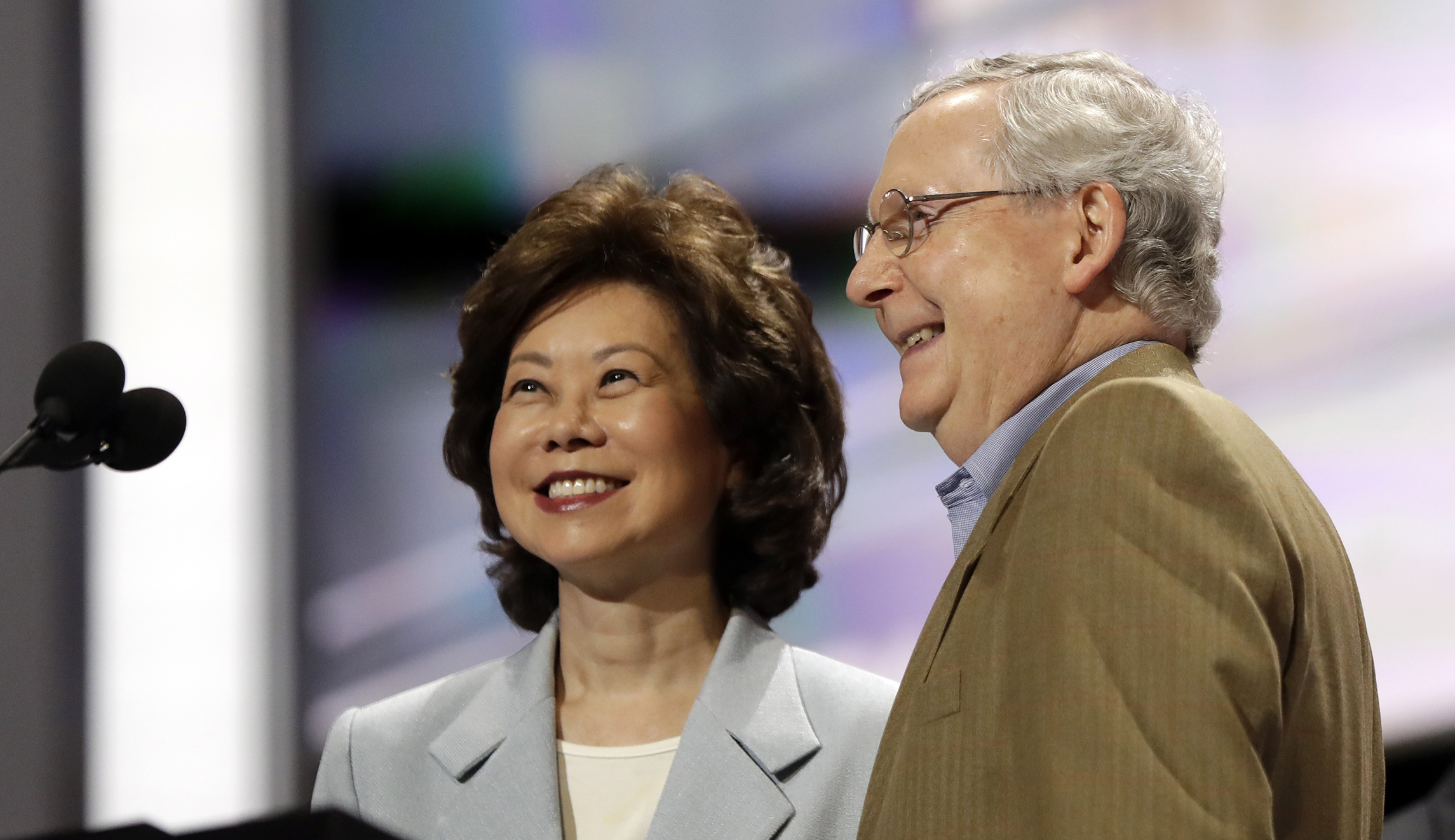 Gullible ‘journalists’ circulate a debunked conspiracy theory about Mitch McConnell’s wealth