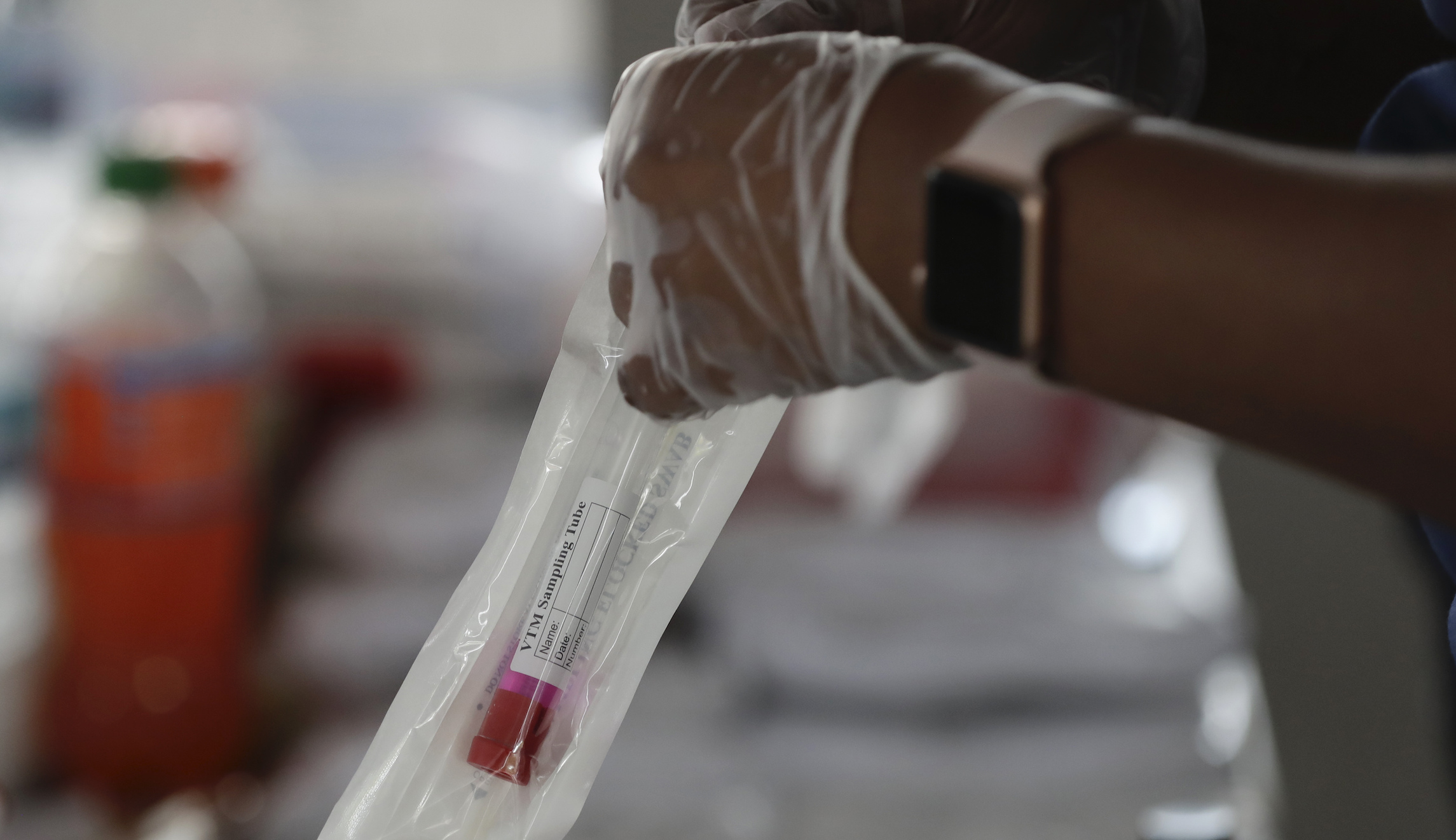 Coronavirus deaths exceed 1,000 for third straight day