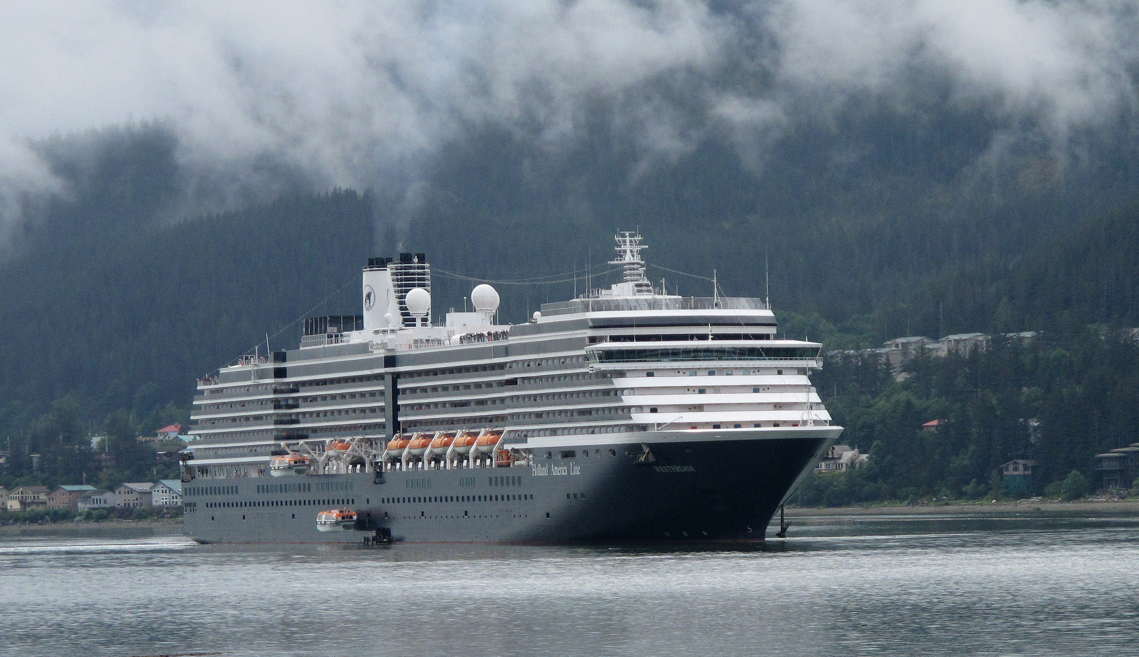 Alaska receives major tourism boost as Biden signs law pushed by state’s GOP delegation