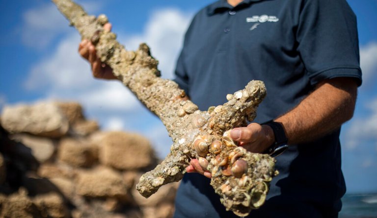 Diver finds 900-year-old Crusader sword off coast of Israel