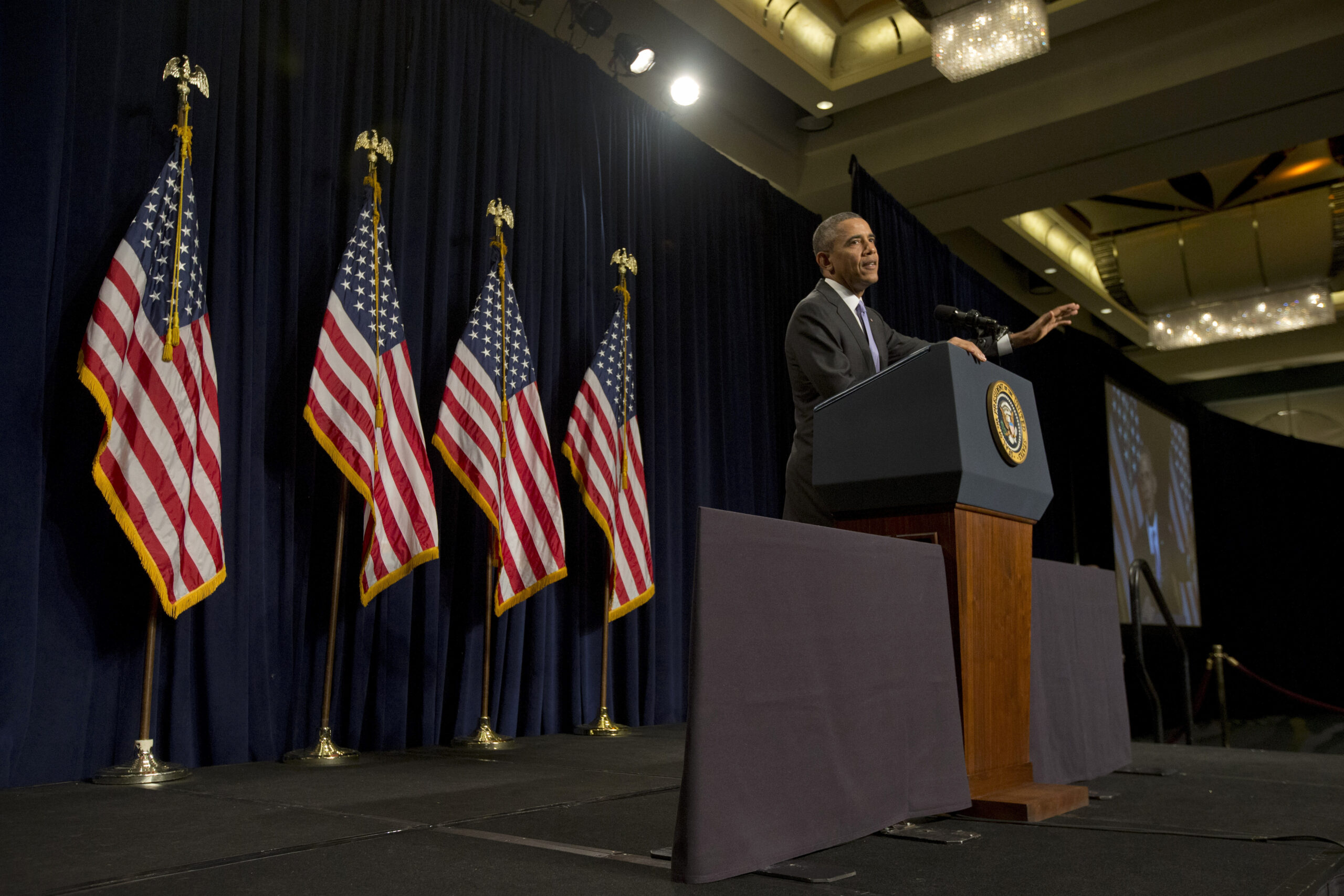 Obama thanks House Dems for ‘hanging tough’ on Obamacare