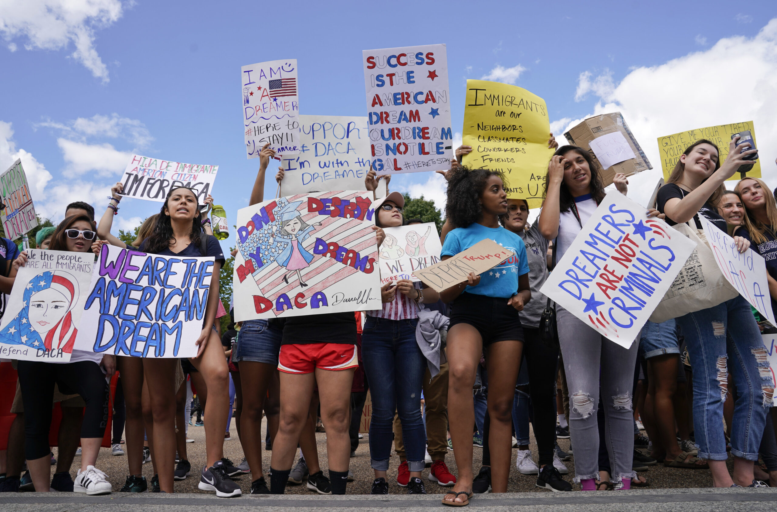 Thousands of children of immigrants not being counted
