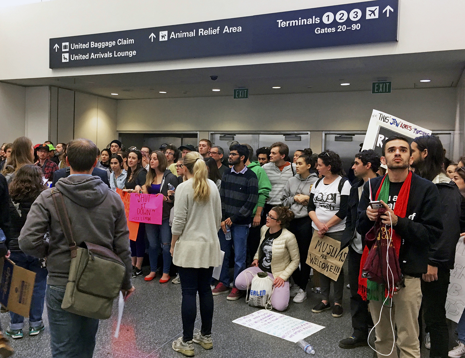 Feds say 100,000 people had visas revoked due to Trump order