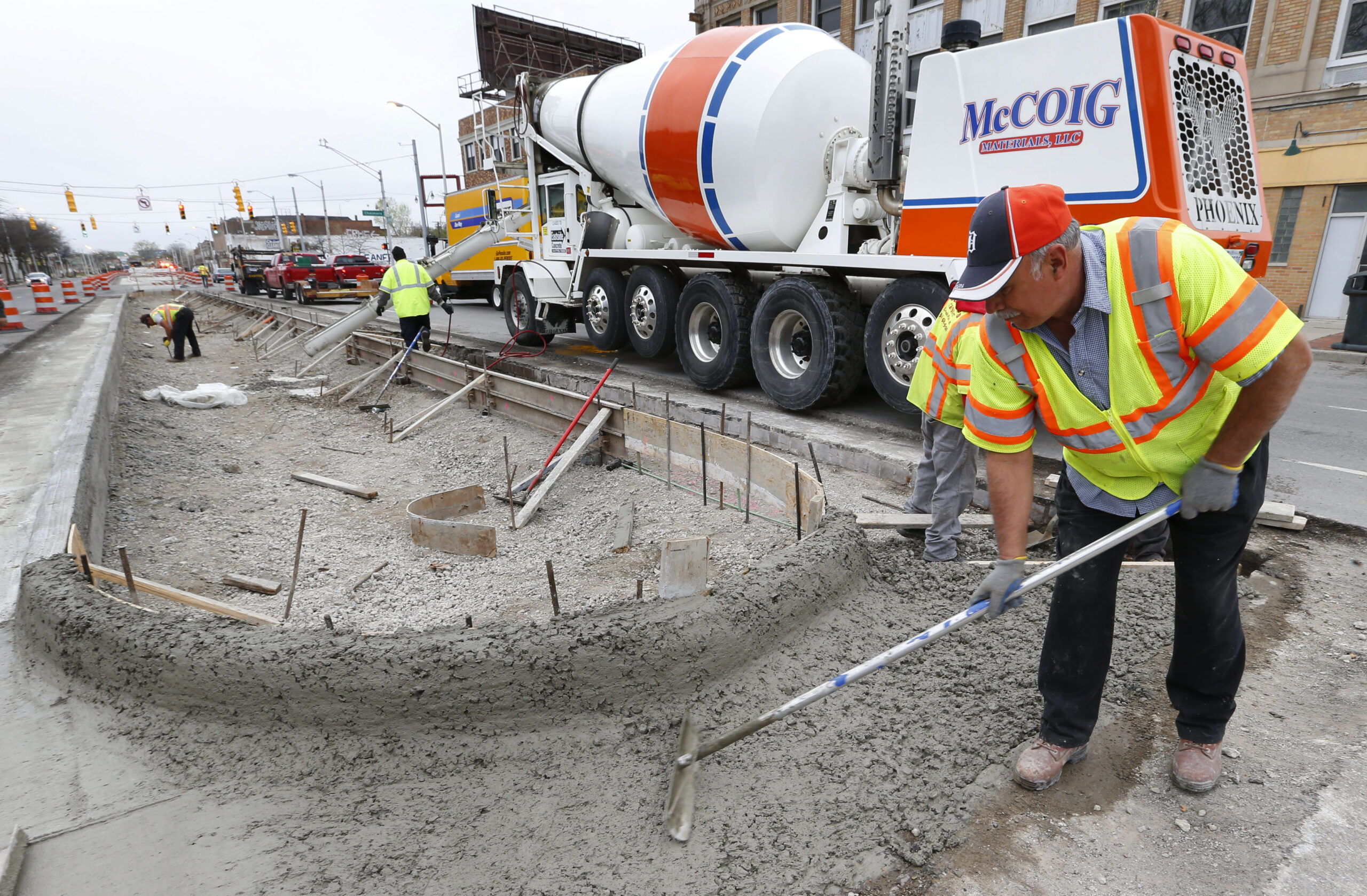 For better roads, repeal prevailing wage laws