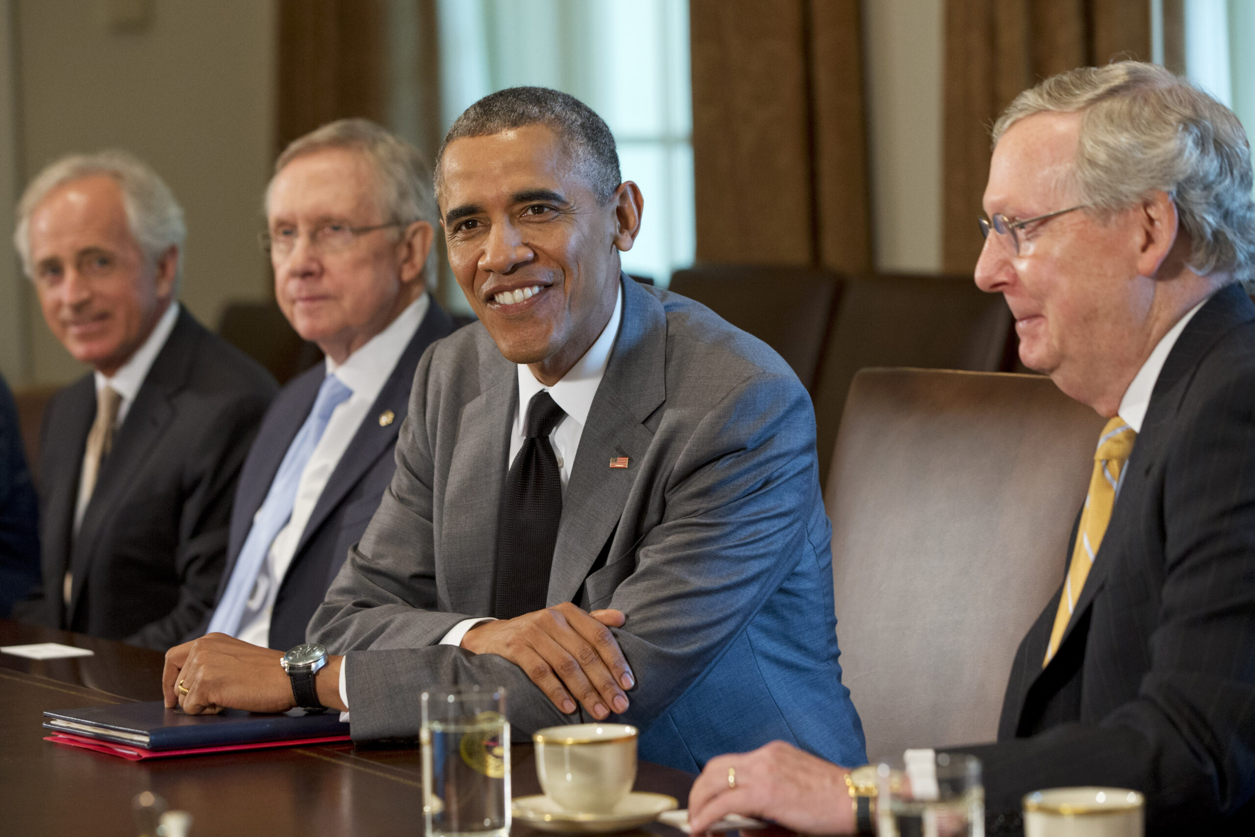 Obama holds foreign policy meeting with lawmakers