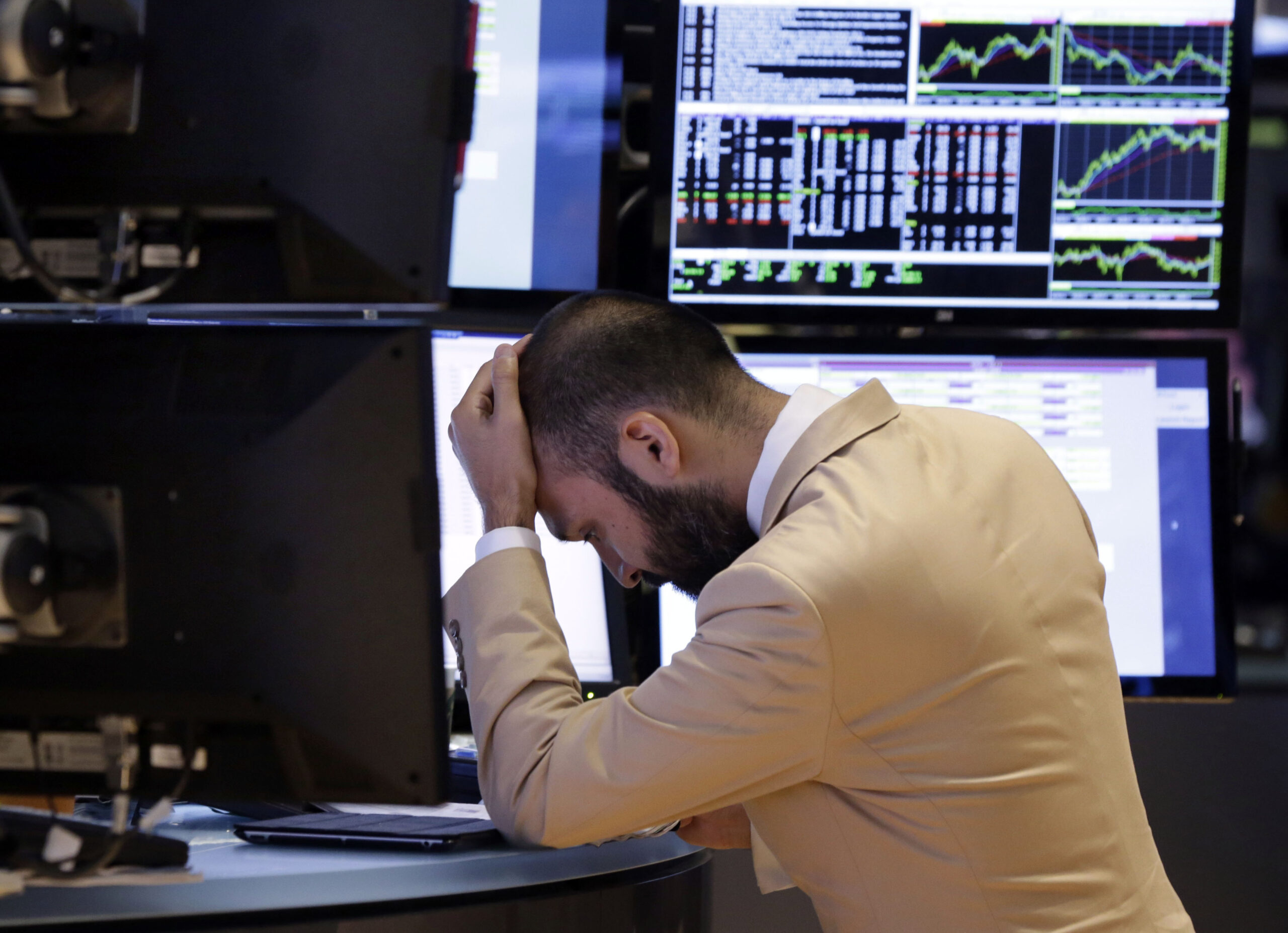 Fiscal crisis economic dashboard: Definite worries