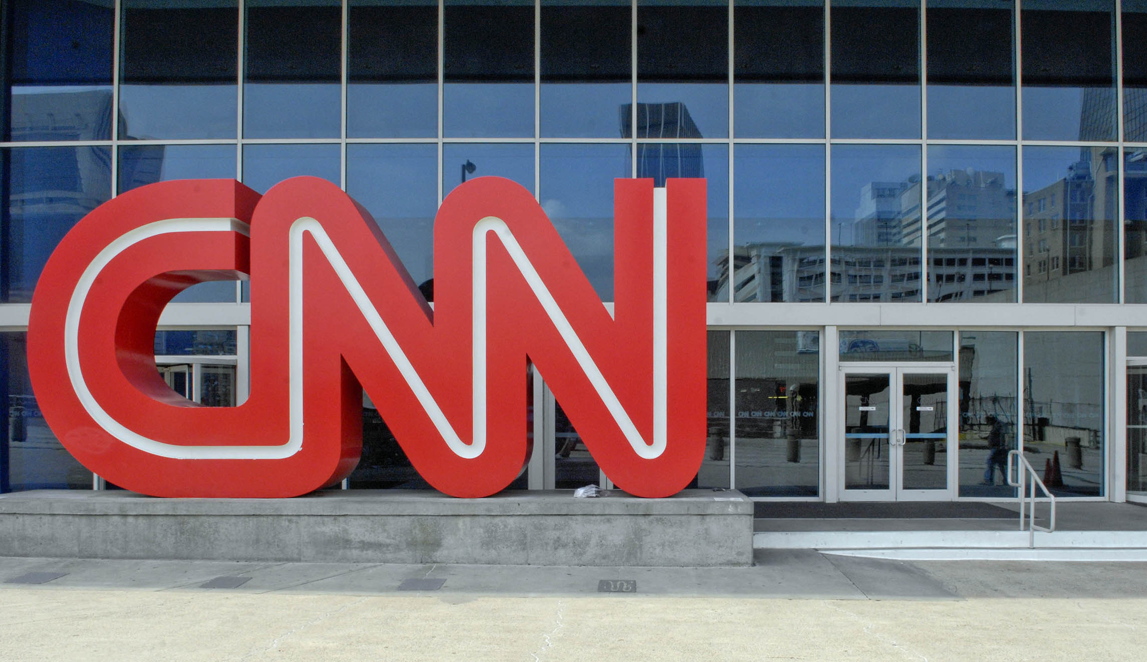 CNN’s Wolf Blitzer and Chris Cillizza are why it’s hard to feel bad when Trump calls CNN ‘fake news’