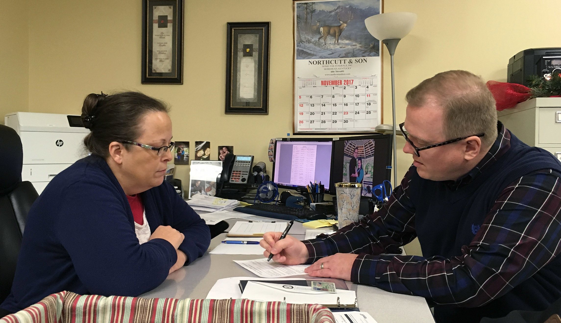 Gay man denied marriage license by Kim Davis will run against her in 2018