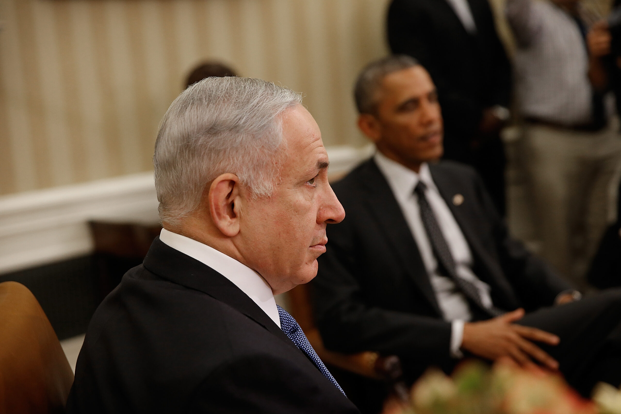 White House defends giving Netanyahu cold shoulder