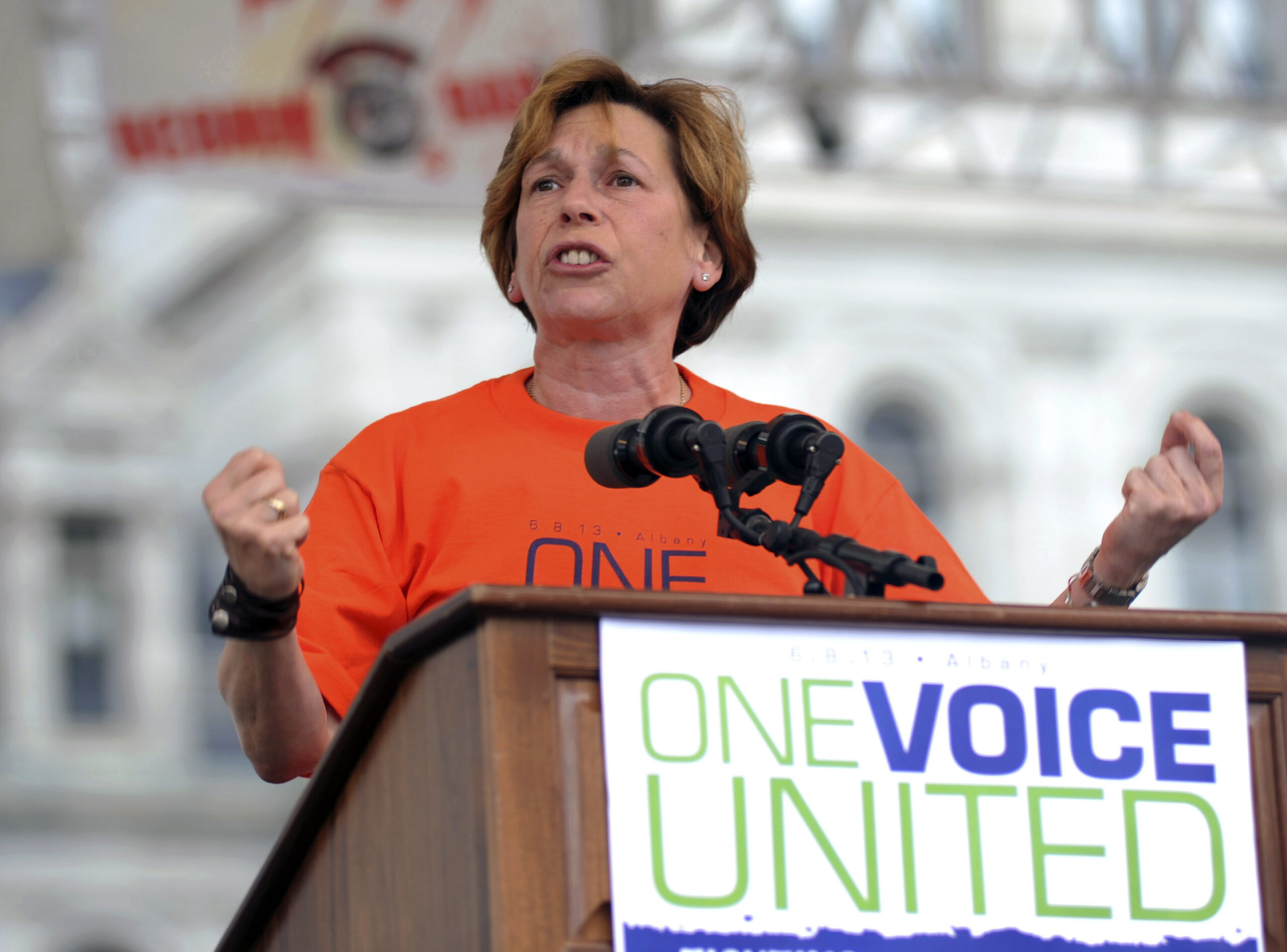 Teachers union head: We must have new gun regulations