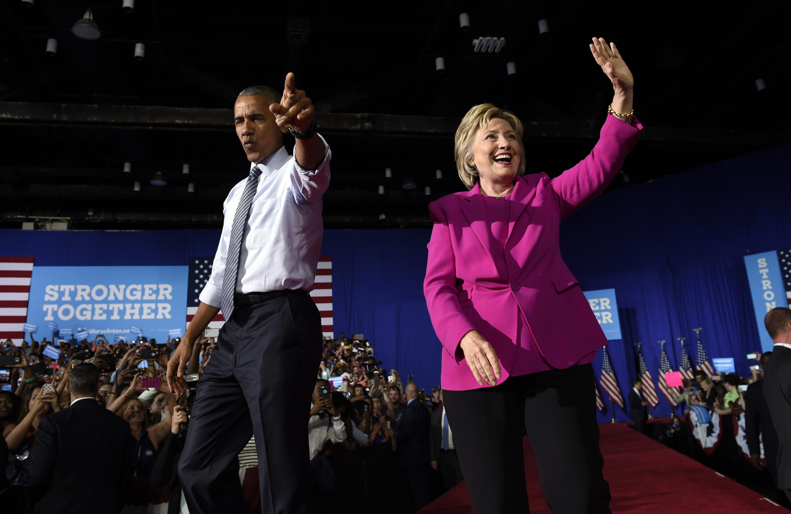 Obama guest-posts on Hillary Clinton’s Instagram