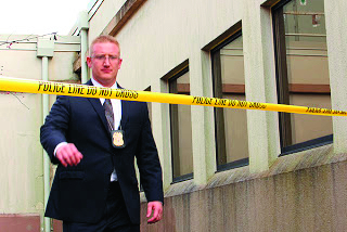 Detective stops beating shovel-beating in progress, P.G. police say