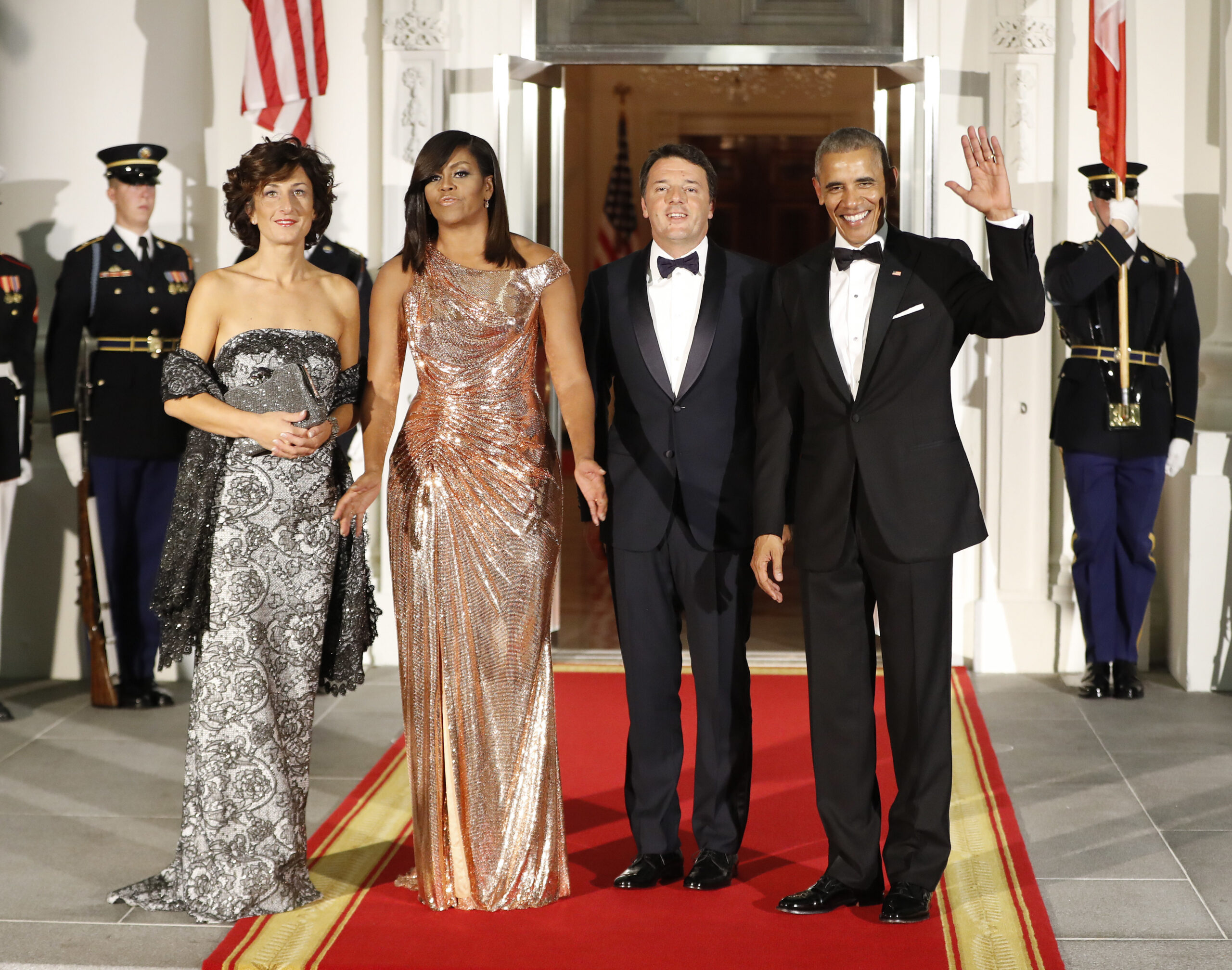 Weekly Obama report card: Fancy dinner and a Cuban cigar, nice