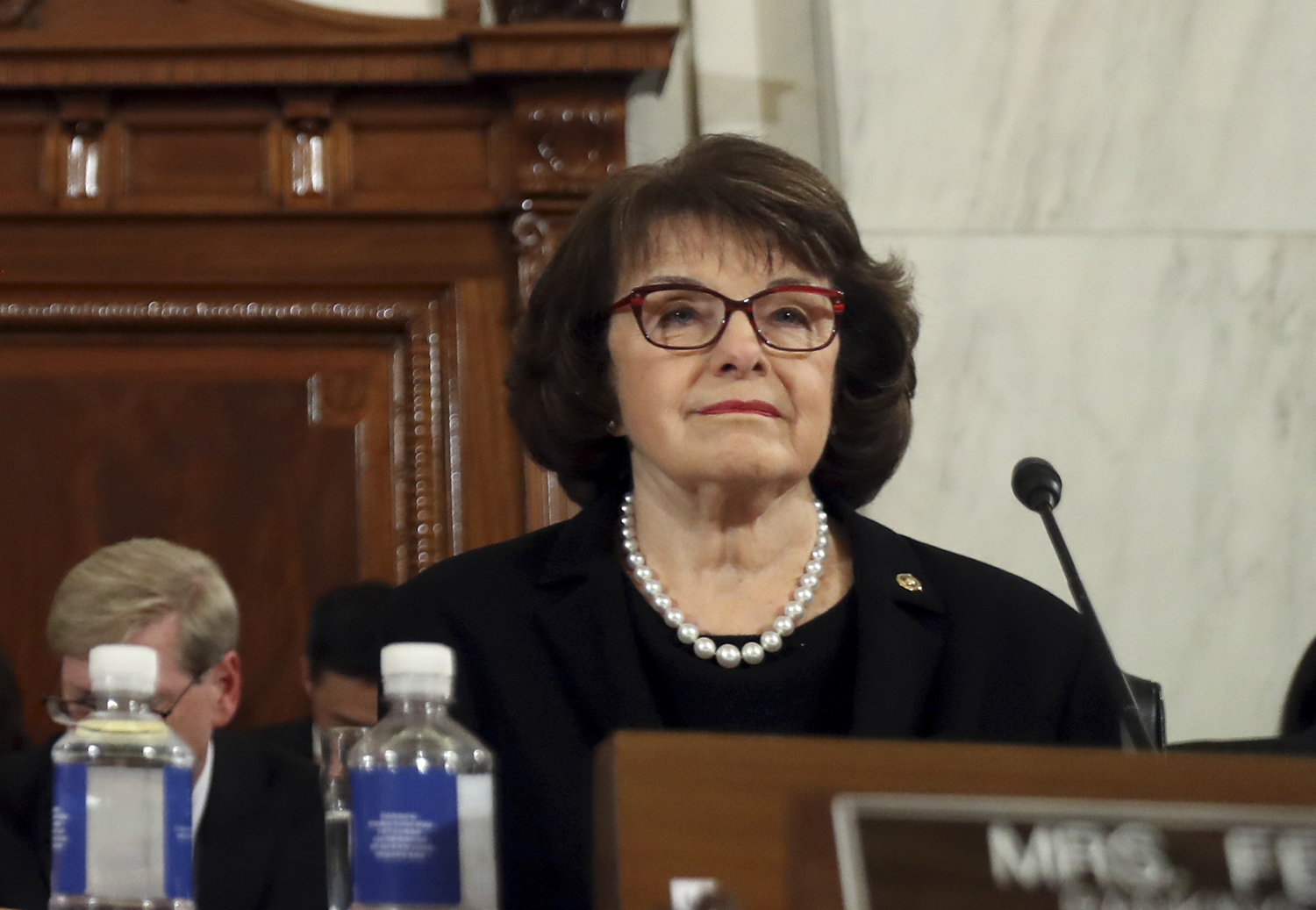 Feinstein delays Sessions’ vote in name of Women’s March on Washington