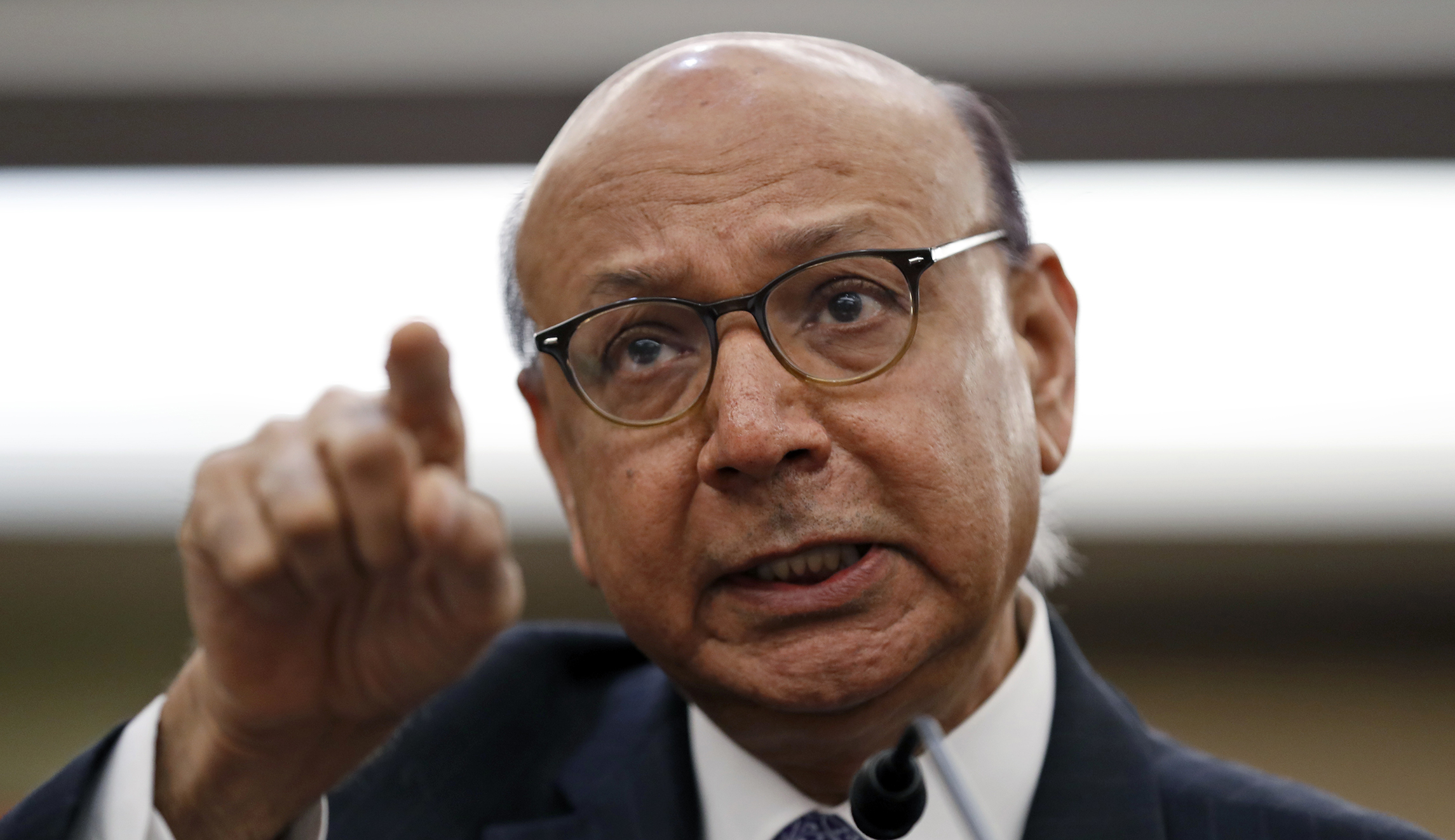 Khizr Khan: Trump ‘does not have the capacity to understand’ what it takes to serve the country
