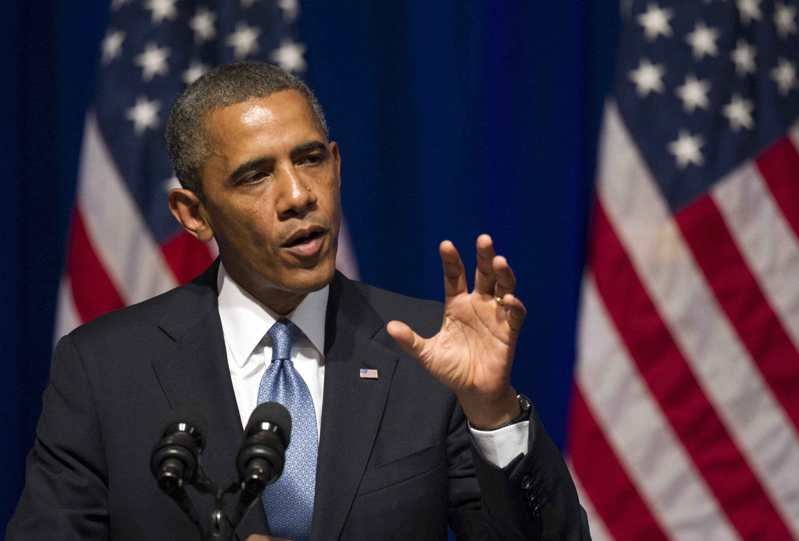 President Obama’s campaign group polling supporters on Obamacare