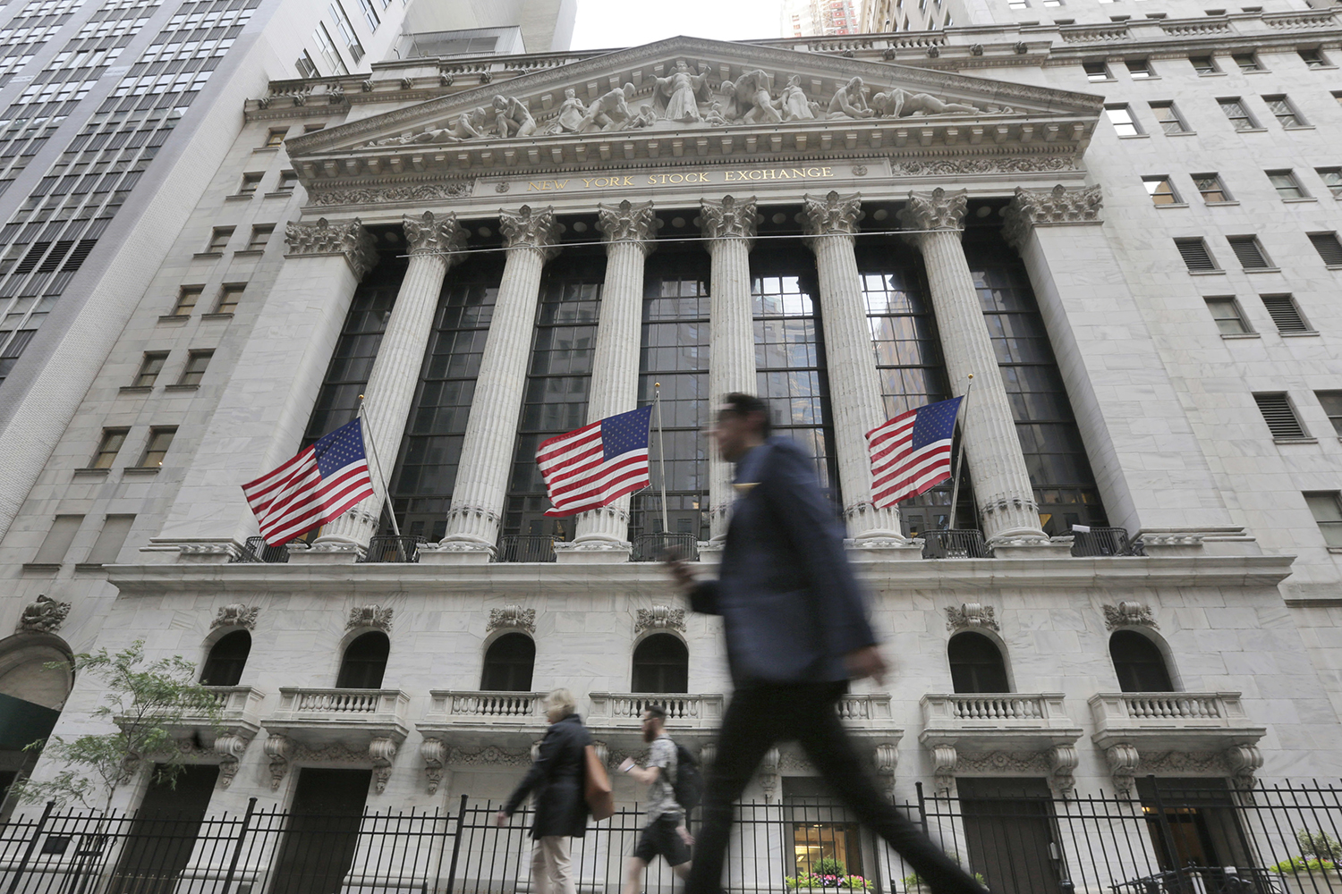 Brexit Boom: British stock market is up for the month — even priced in dollars