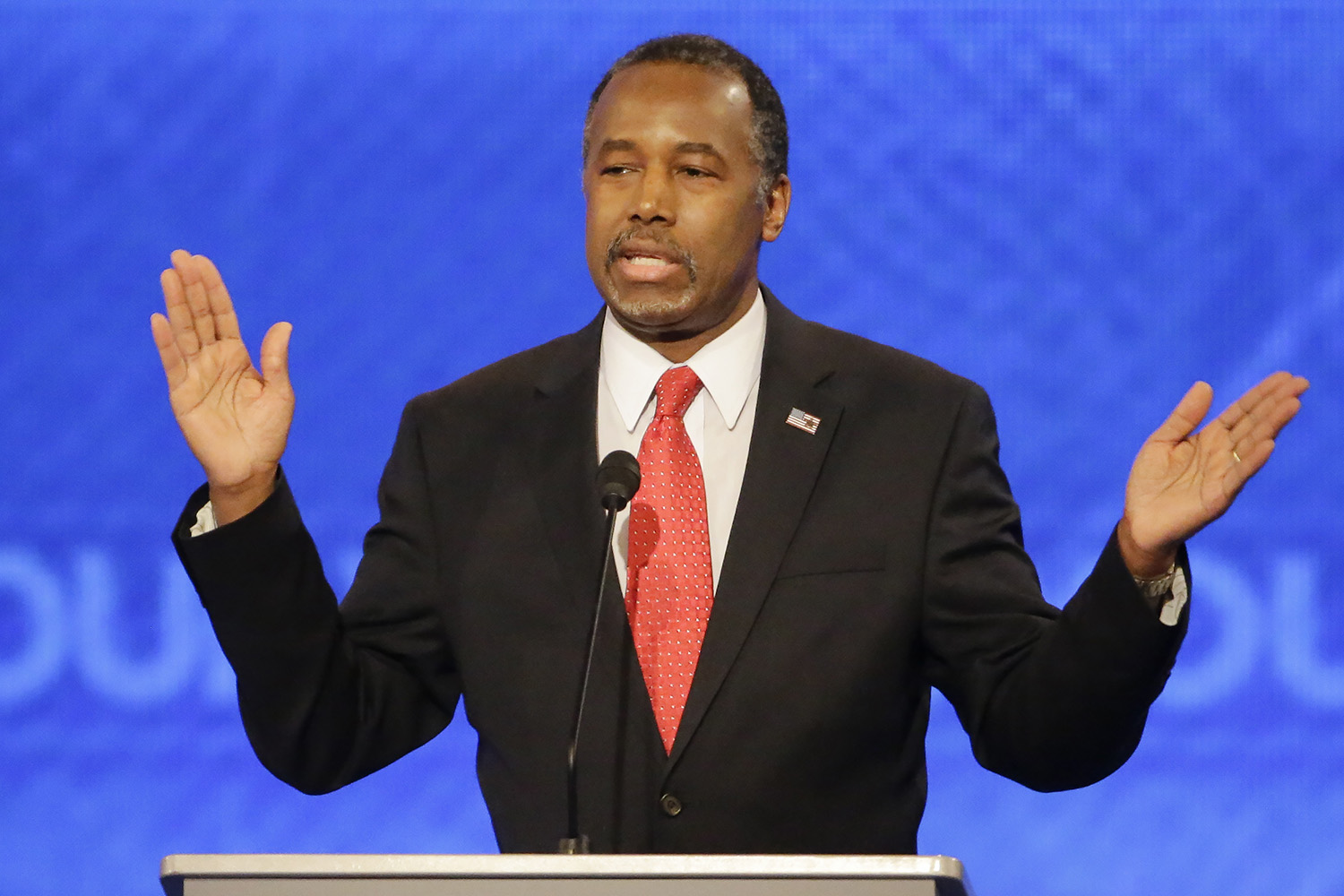 Carson: Trump, Khan should apologize to each other