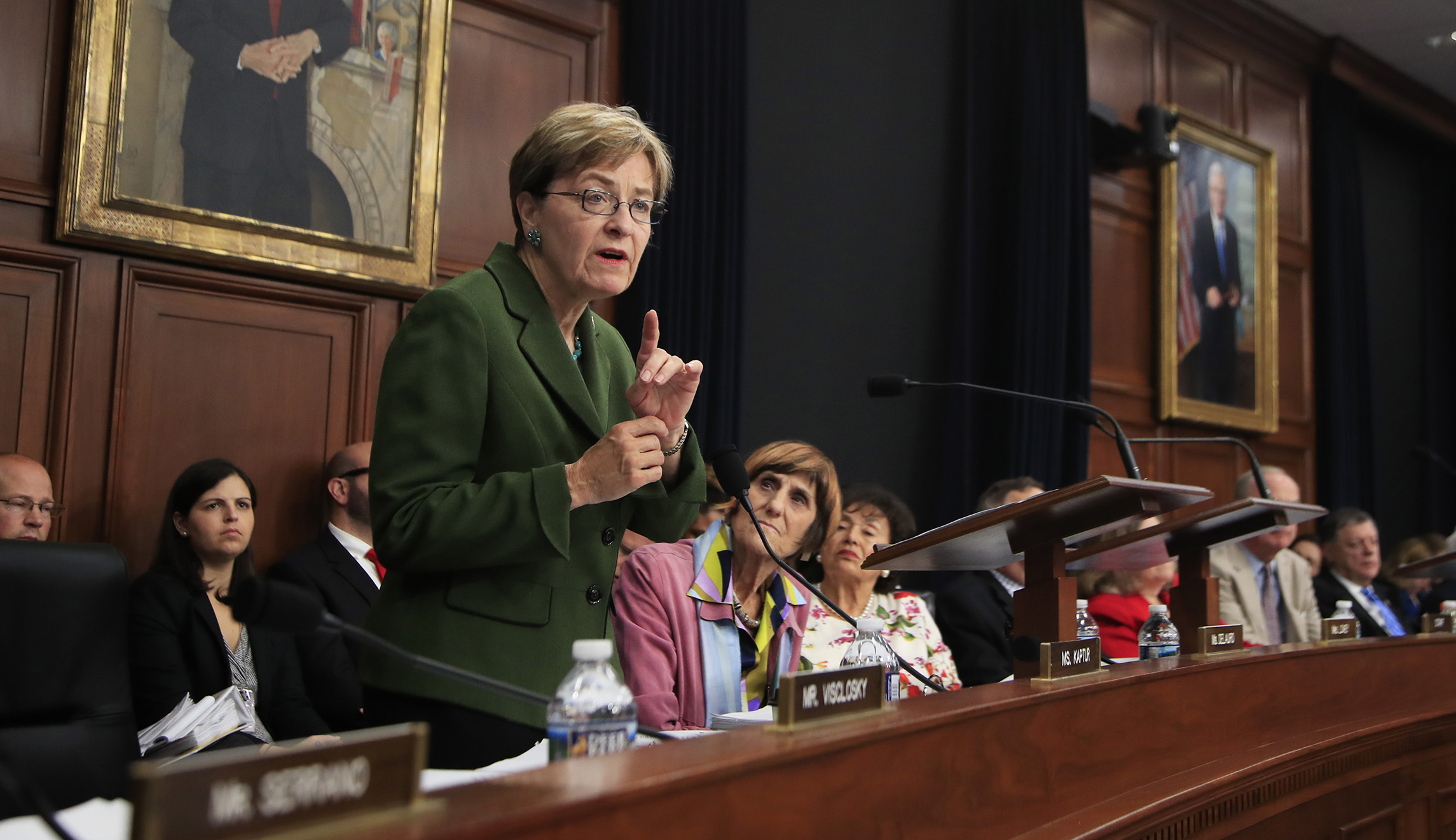 Lawmakers demand FDA fix IV shortage