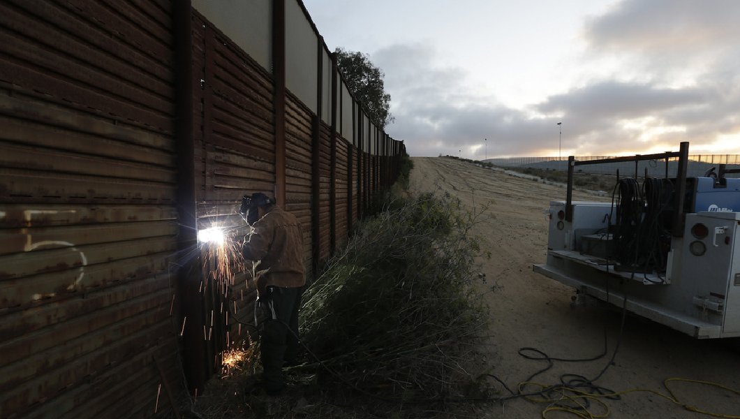 Republicans to propose $30 billion to fund border wall