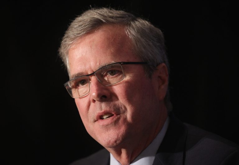 Republican U.S. presidential hopeful and former Florida governor Jeb Bush participates in a discussion with the editor of the National Review, Rich Lowry, during the National Review Institute 2015 Ideas Summit April 30, 2015 in Washington. (Photo by Alex Wong/Getty Images)